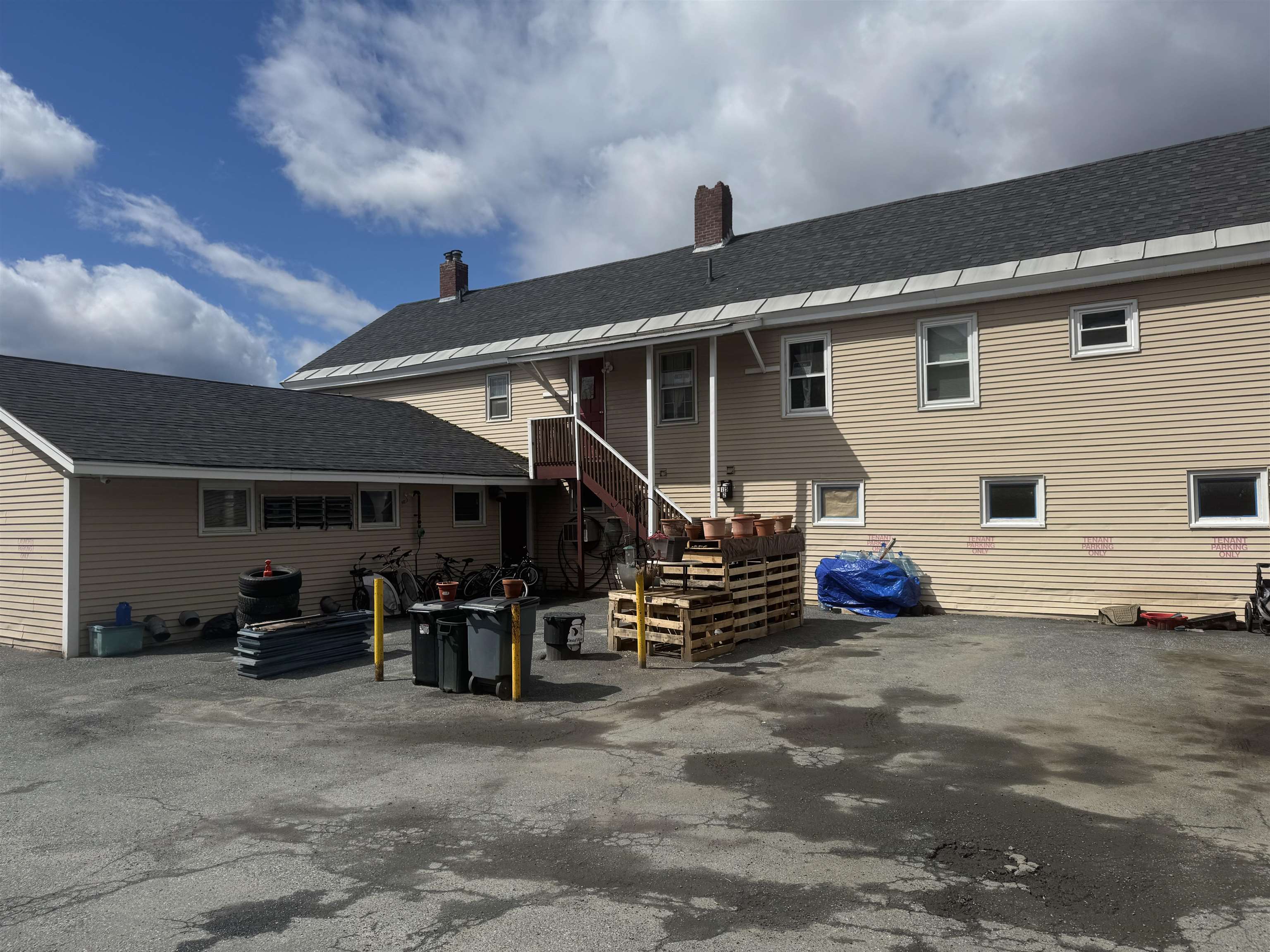 16 Railroad Ave, Lebanon, NH 03784