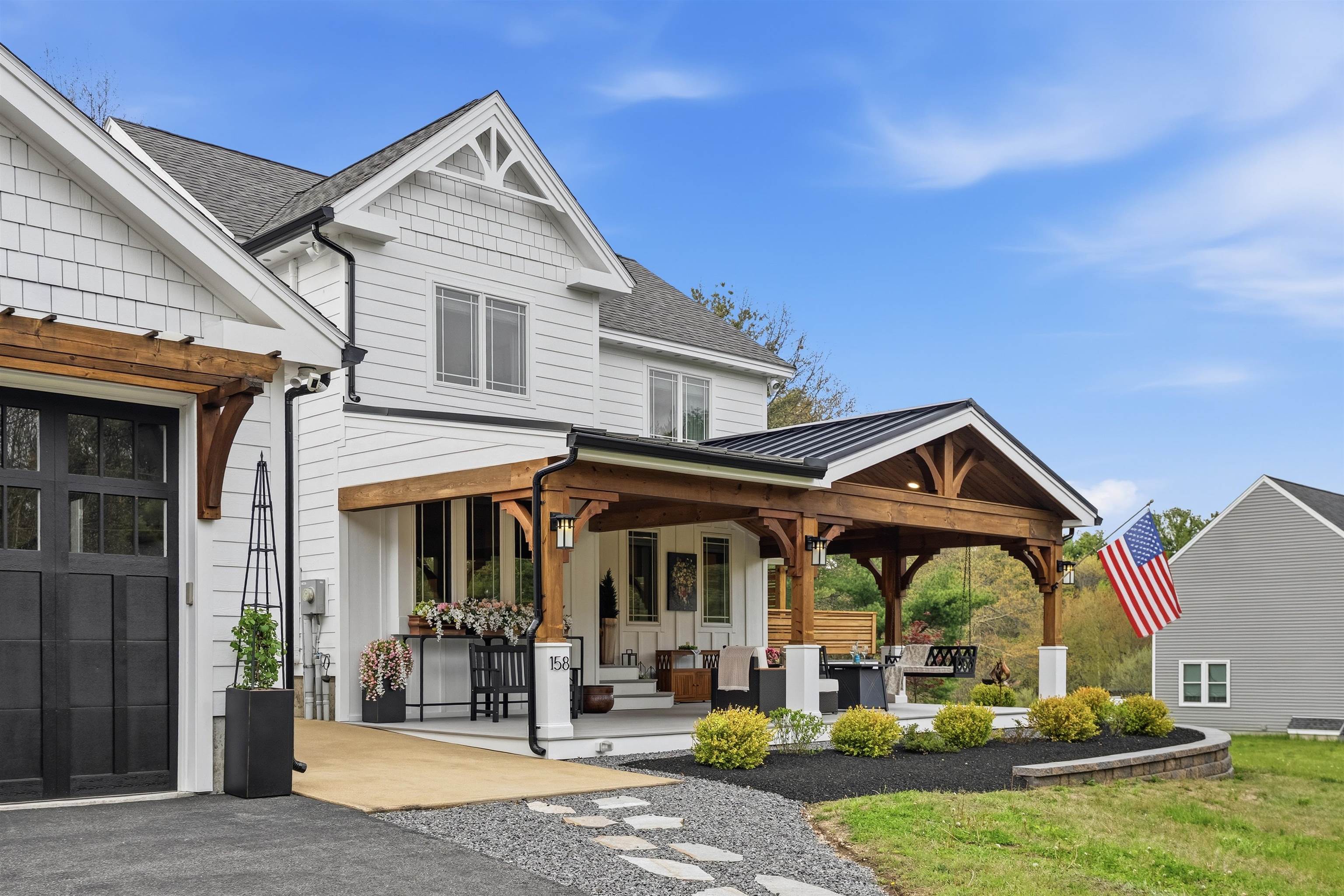 158 Pinecrest Rd, Litchfield, NH 03052