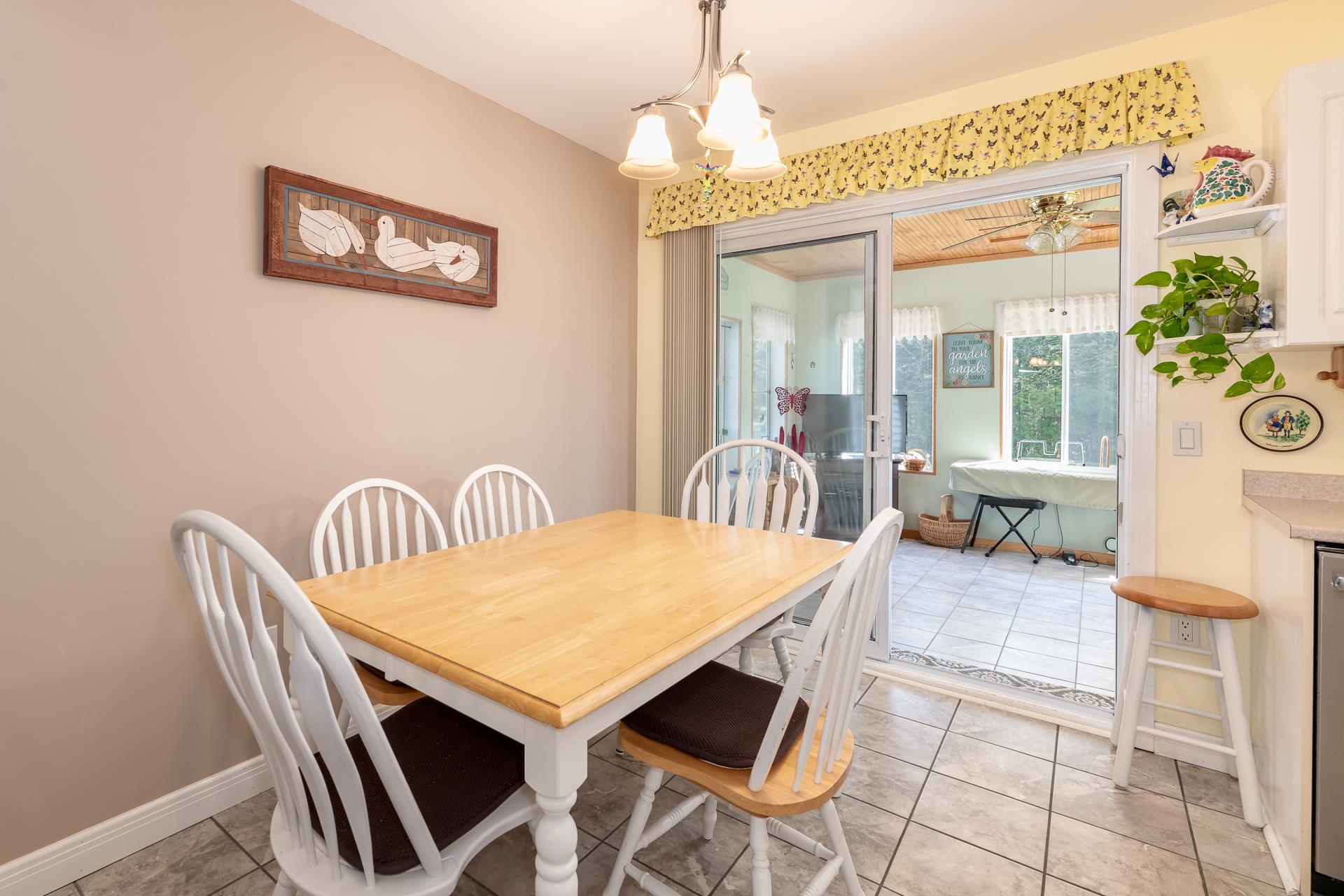 39 Winwood Dr, Barnstead, NH 03225