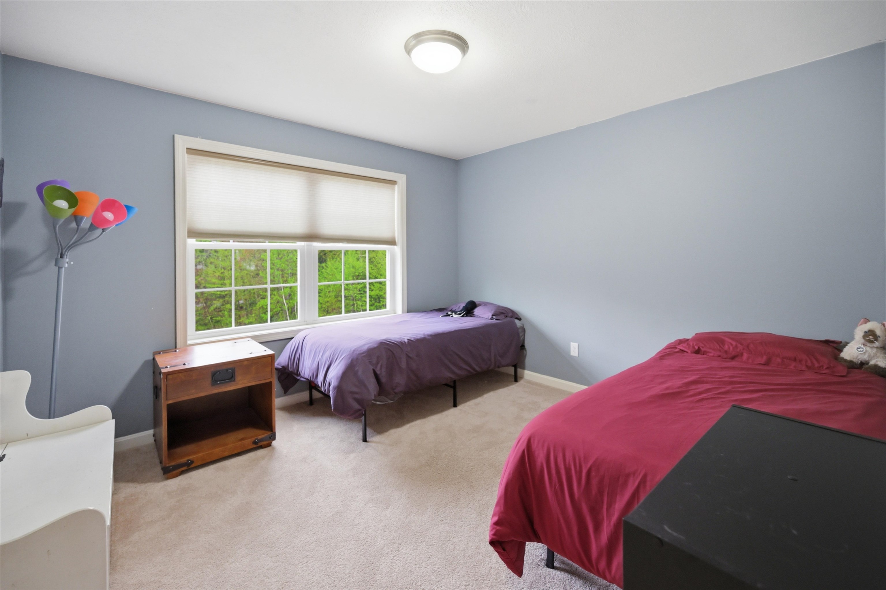23 Phillips Rd, Sandown, NH 03873