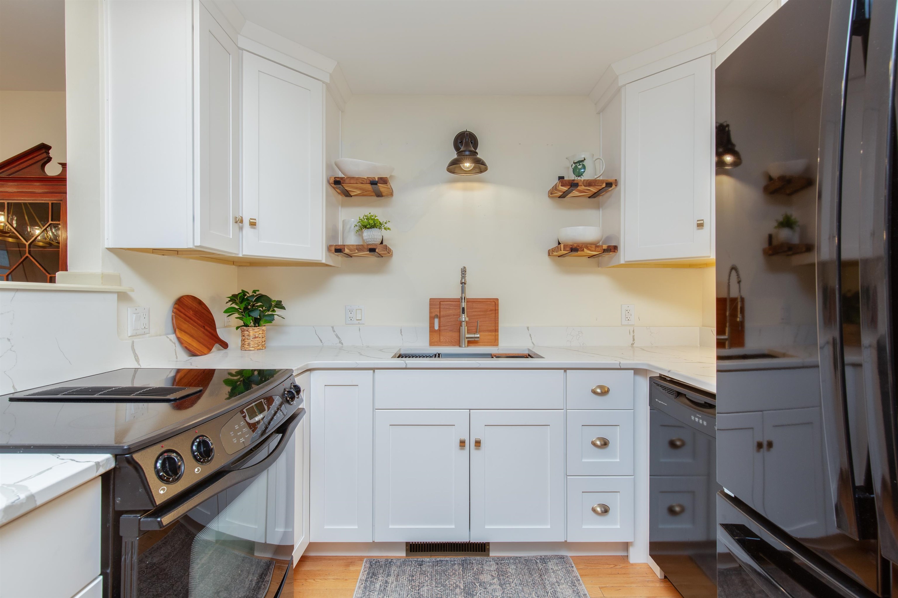 103 Peaked Hill Dr, Hopkinton, NH 03229