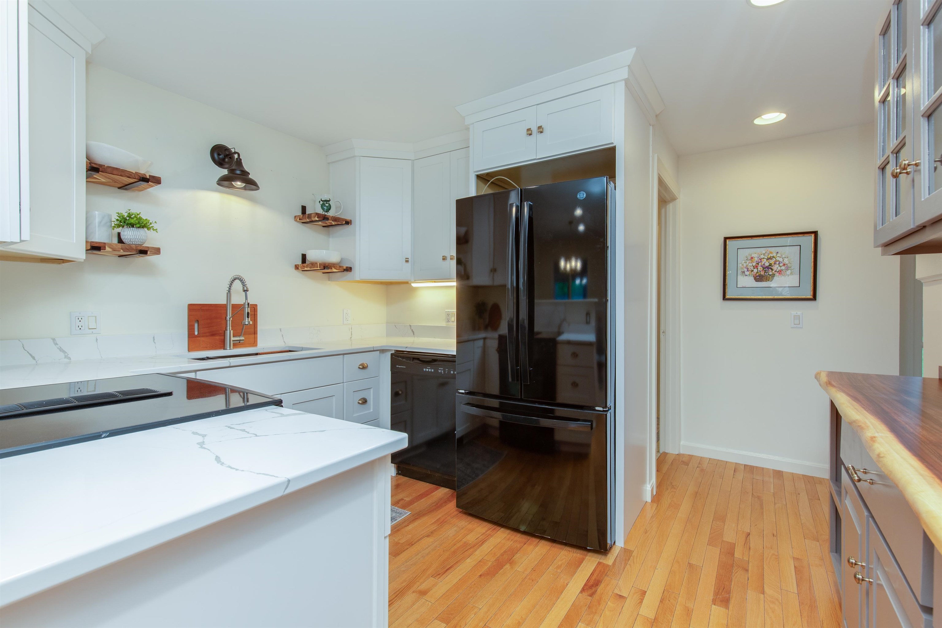 103 Peaked Hill Dr, Hopkinton, NH 03229