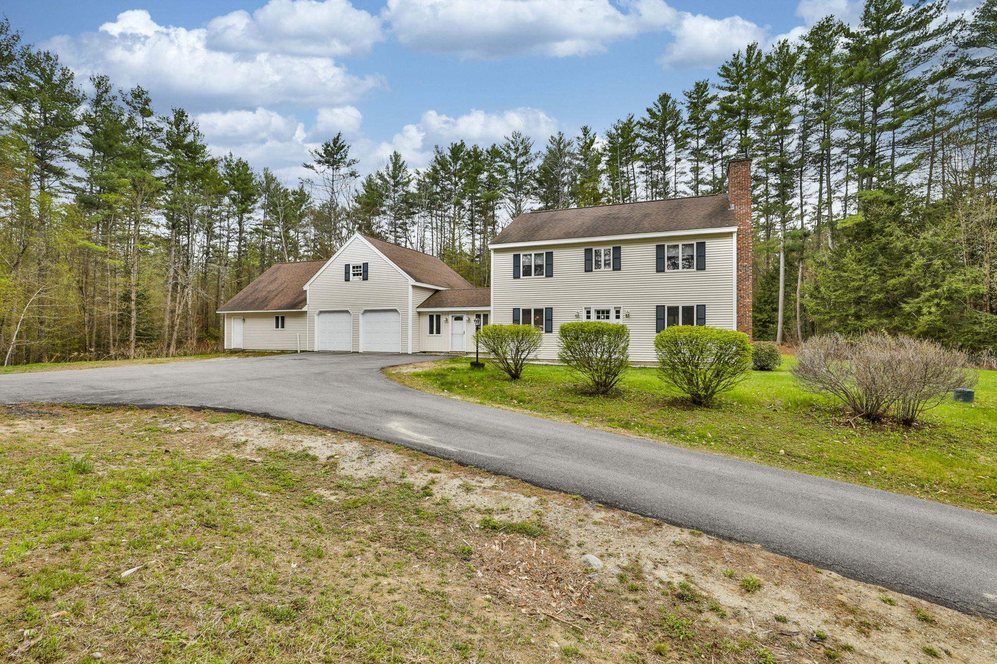 94 Breakneck Rd, Newport, NH 03773