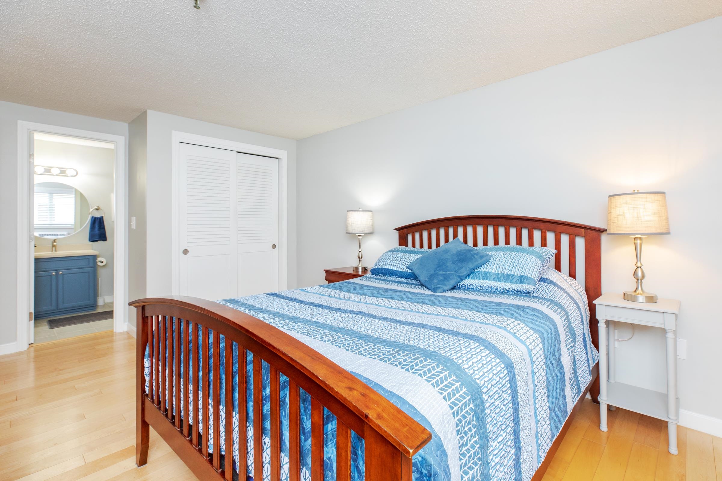 407 Ocean Blvd, Hampton, NH 03842