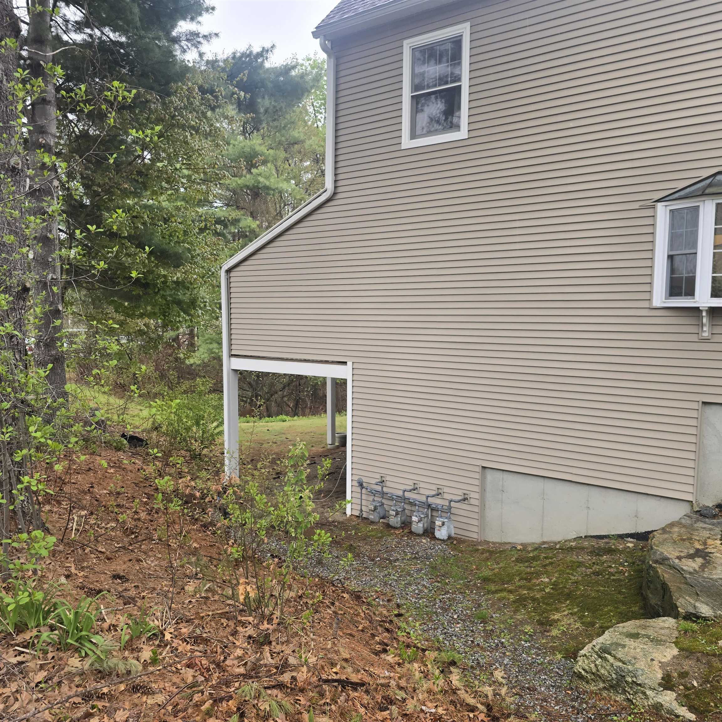 321 Fox Hollow Way, Manchester, NH 03104
