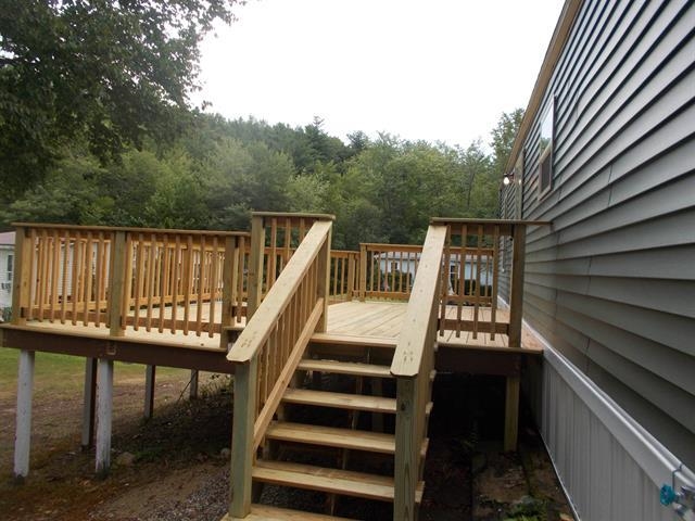 77 Royalcrest Pk, Rochester, NH 03867