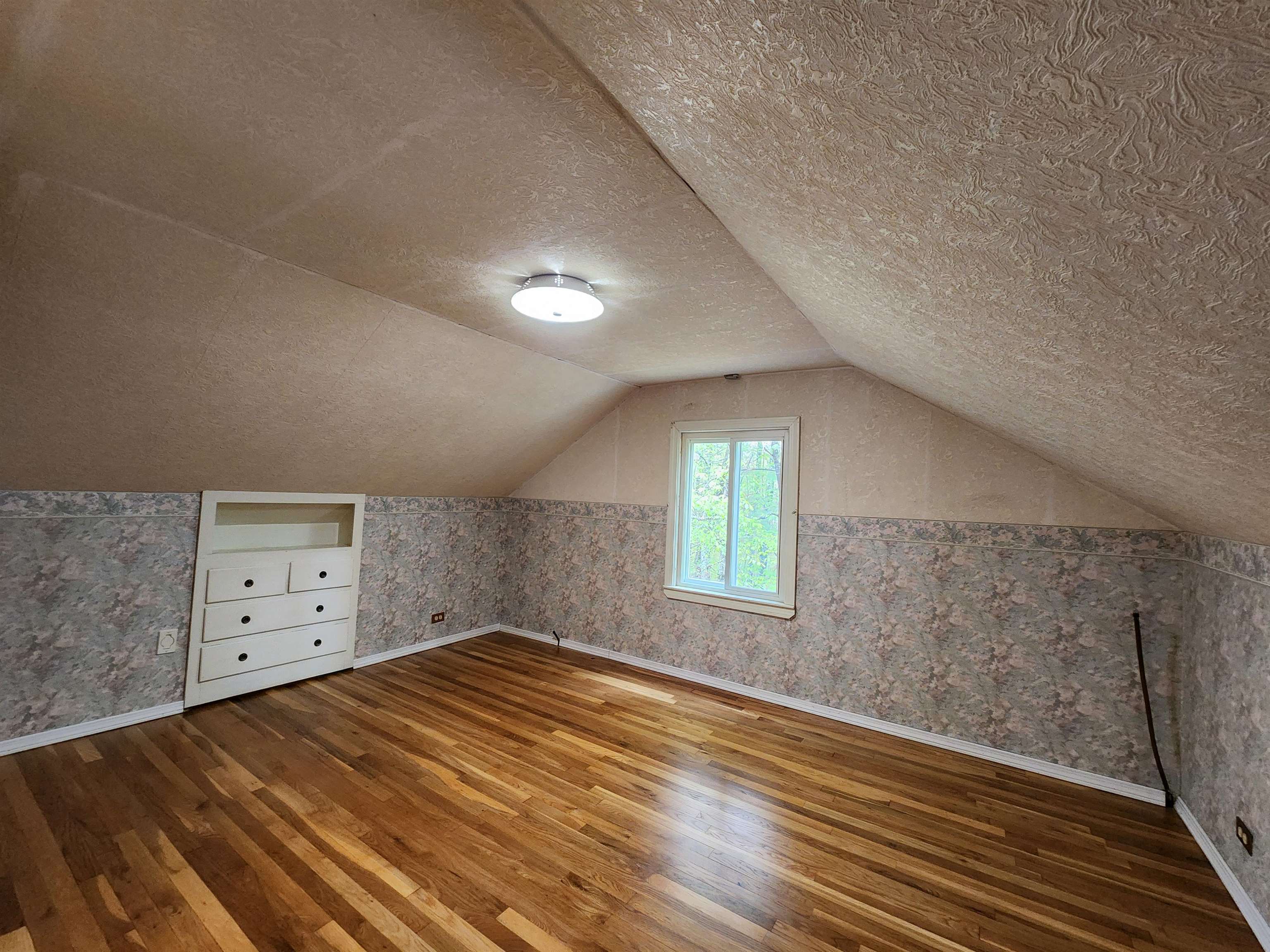 86 Pepperell Rd, Brookline, NH 03033