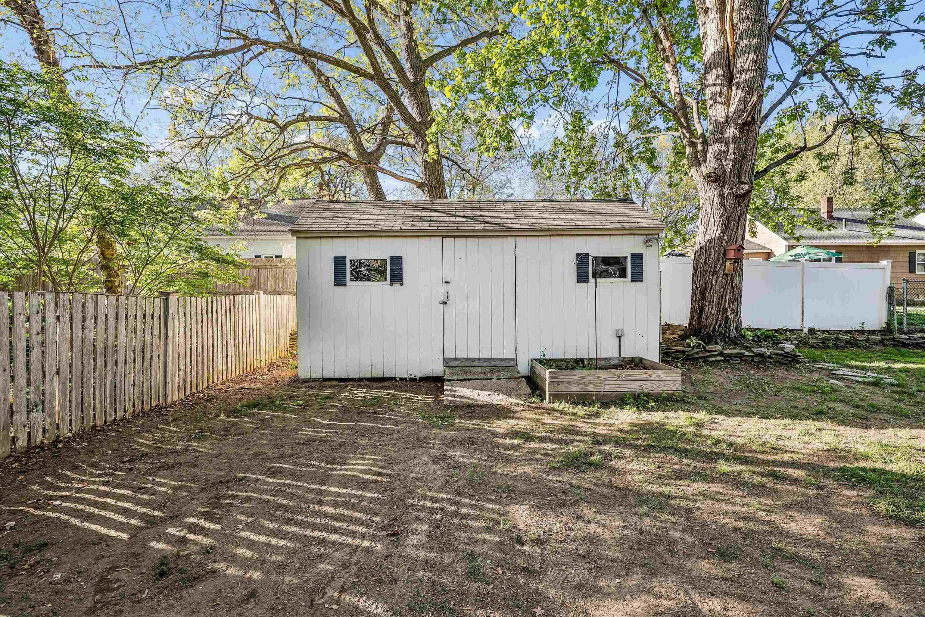 232 Seames Dr, Manchester, NH 03103