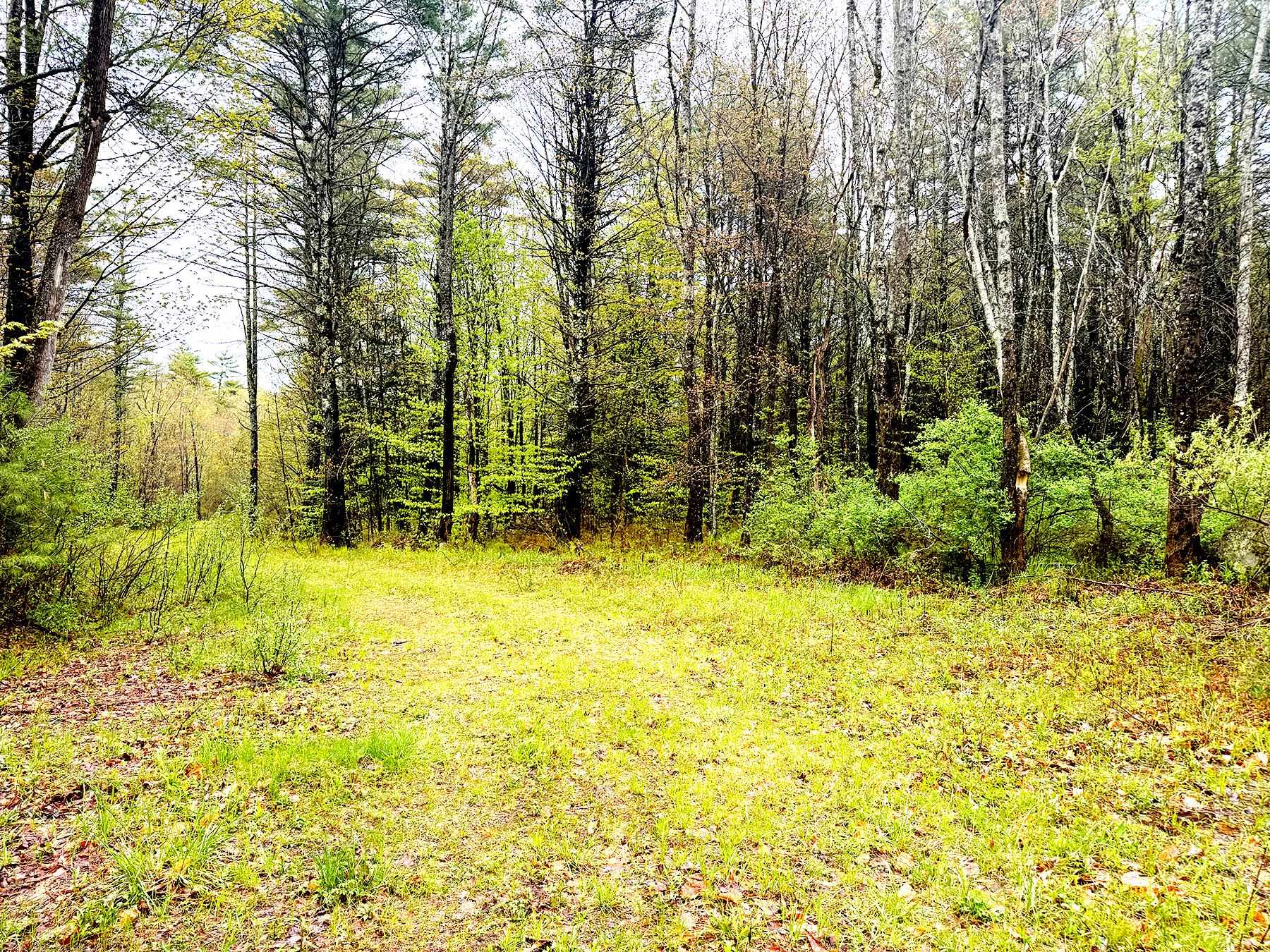 547 White Oaks Rd, Laconia, NH 03246