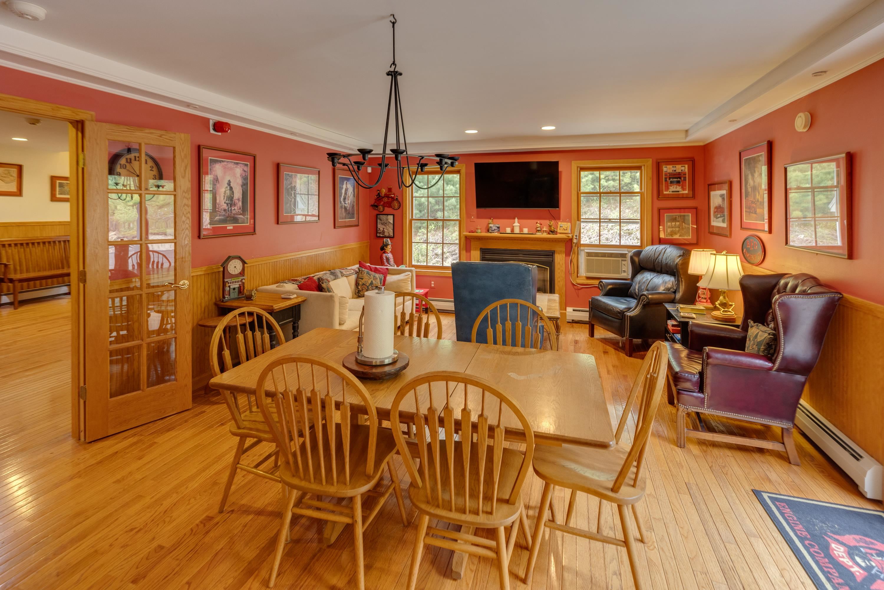 176 Amory Leland Dr, Thornton, NH 03285