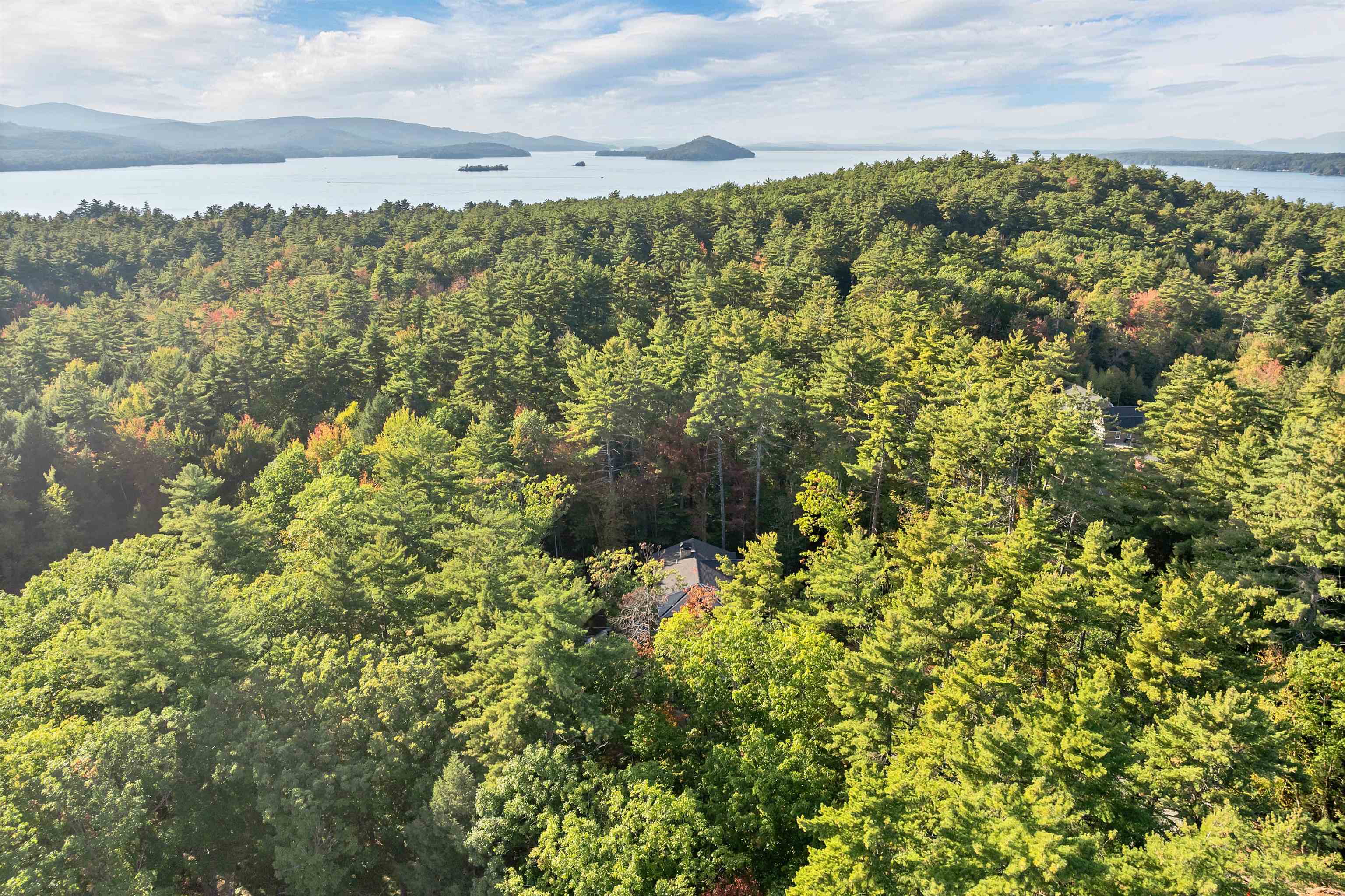 25 Clay Point Rd, Alton, NH 03809