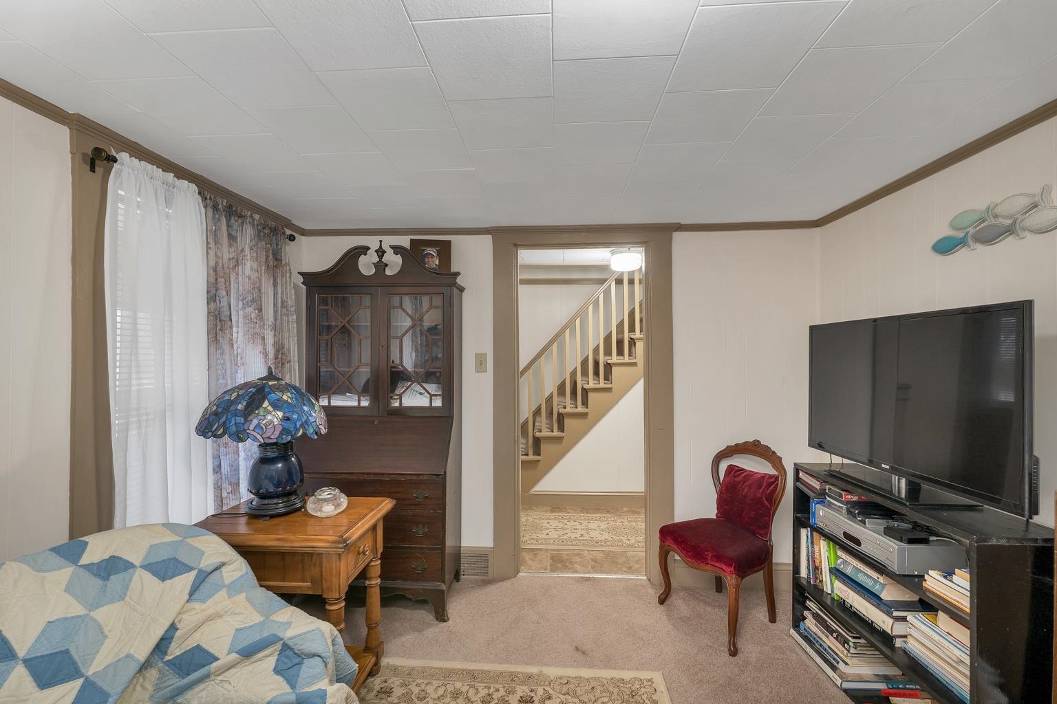 6 Central St, Pembroke, NH 03275