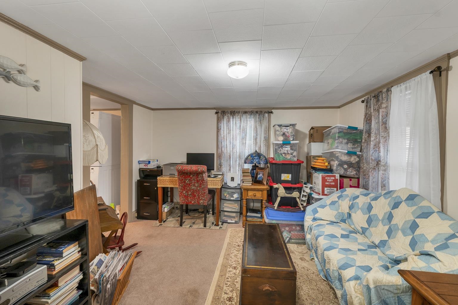 6 Central St, Pembroke, NH 03275