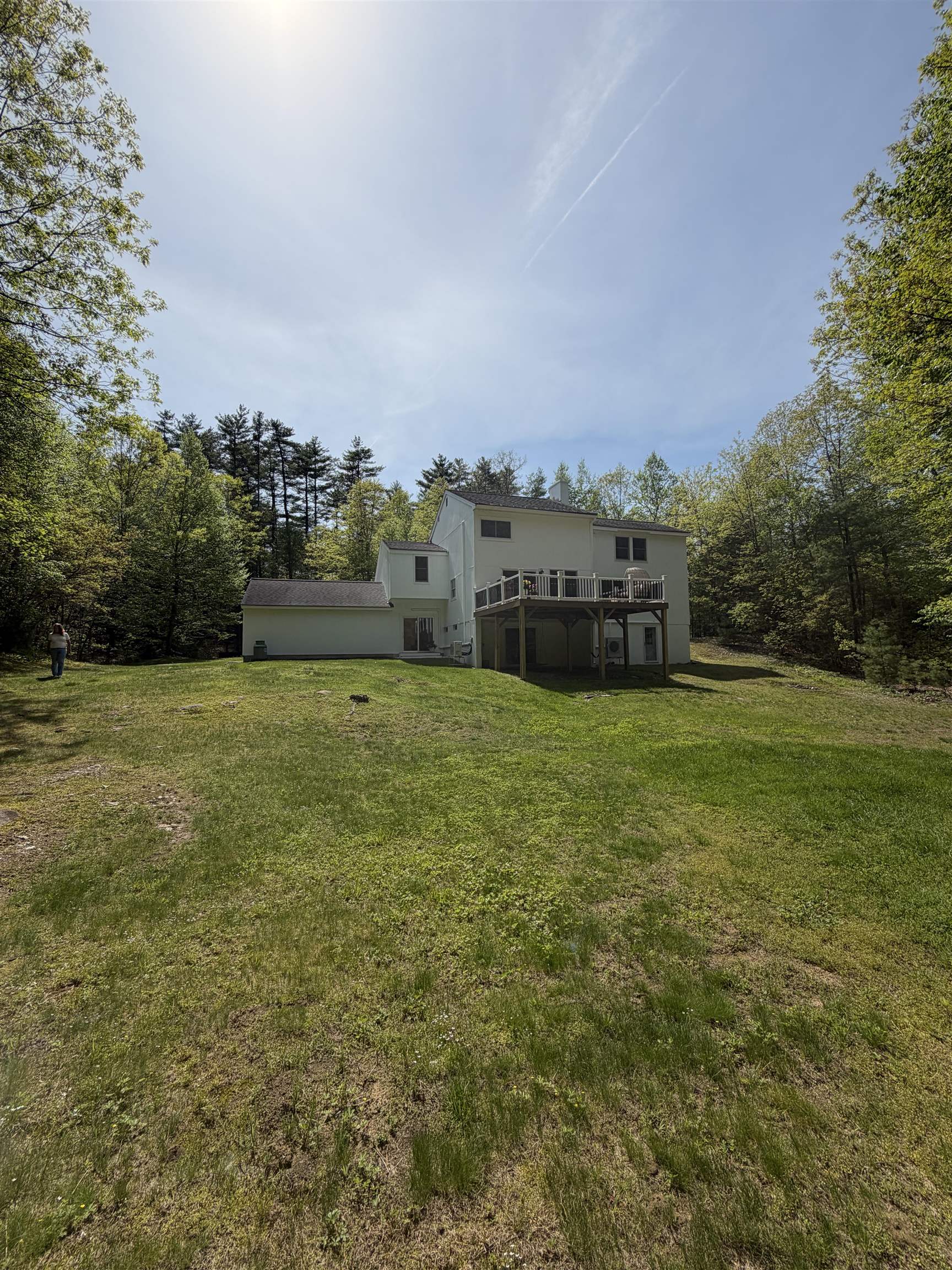27 Pierce Ln, Hollis, NH 03049