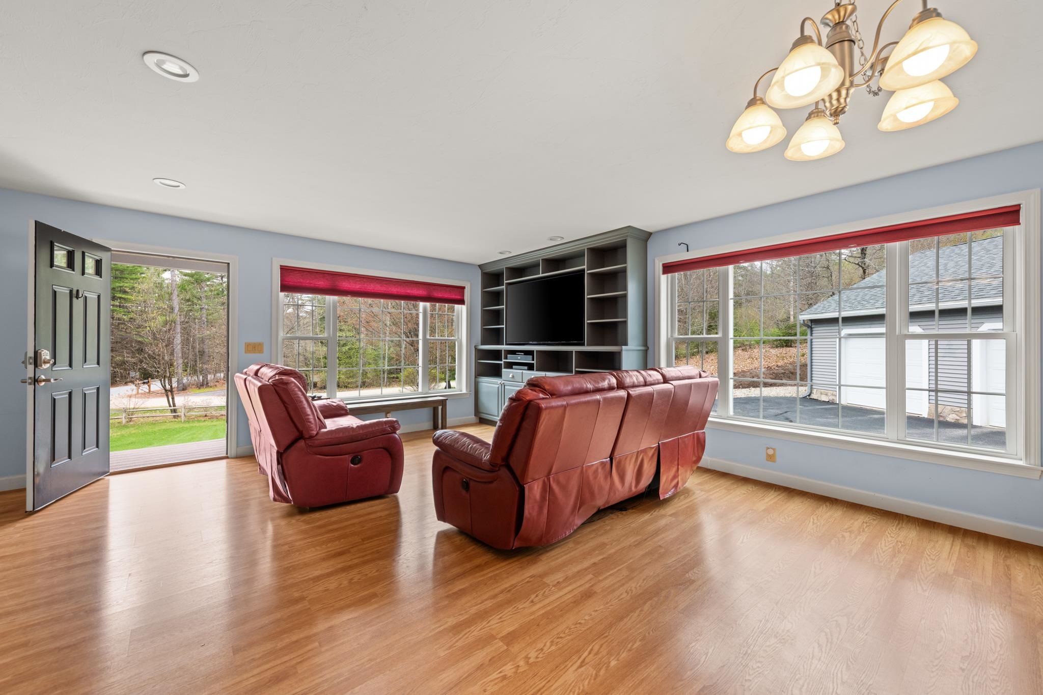 59 Mill Brook Rd, Thornton, NH 03285