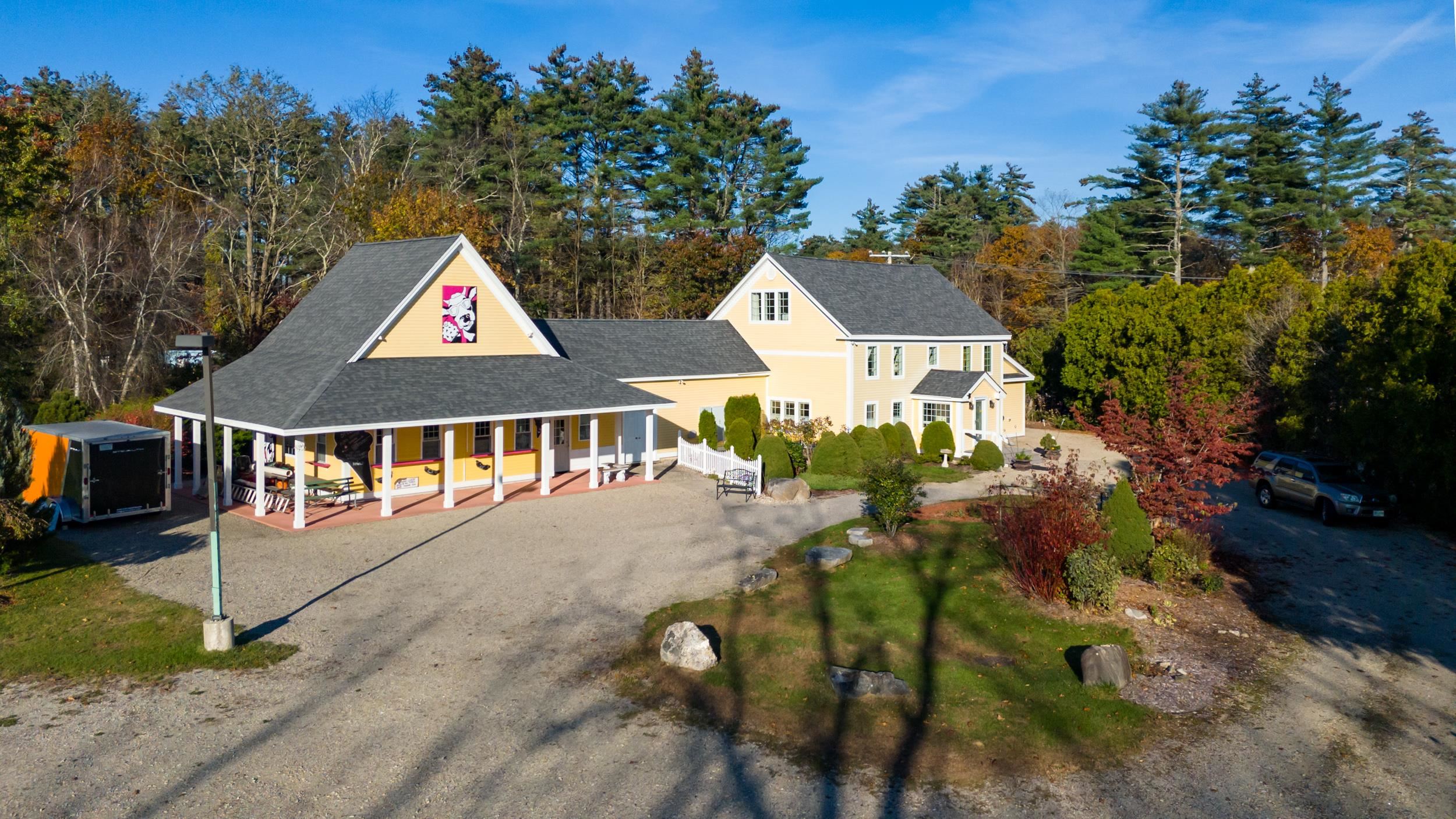 146 Calef Hw, Barrington, NH 03825