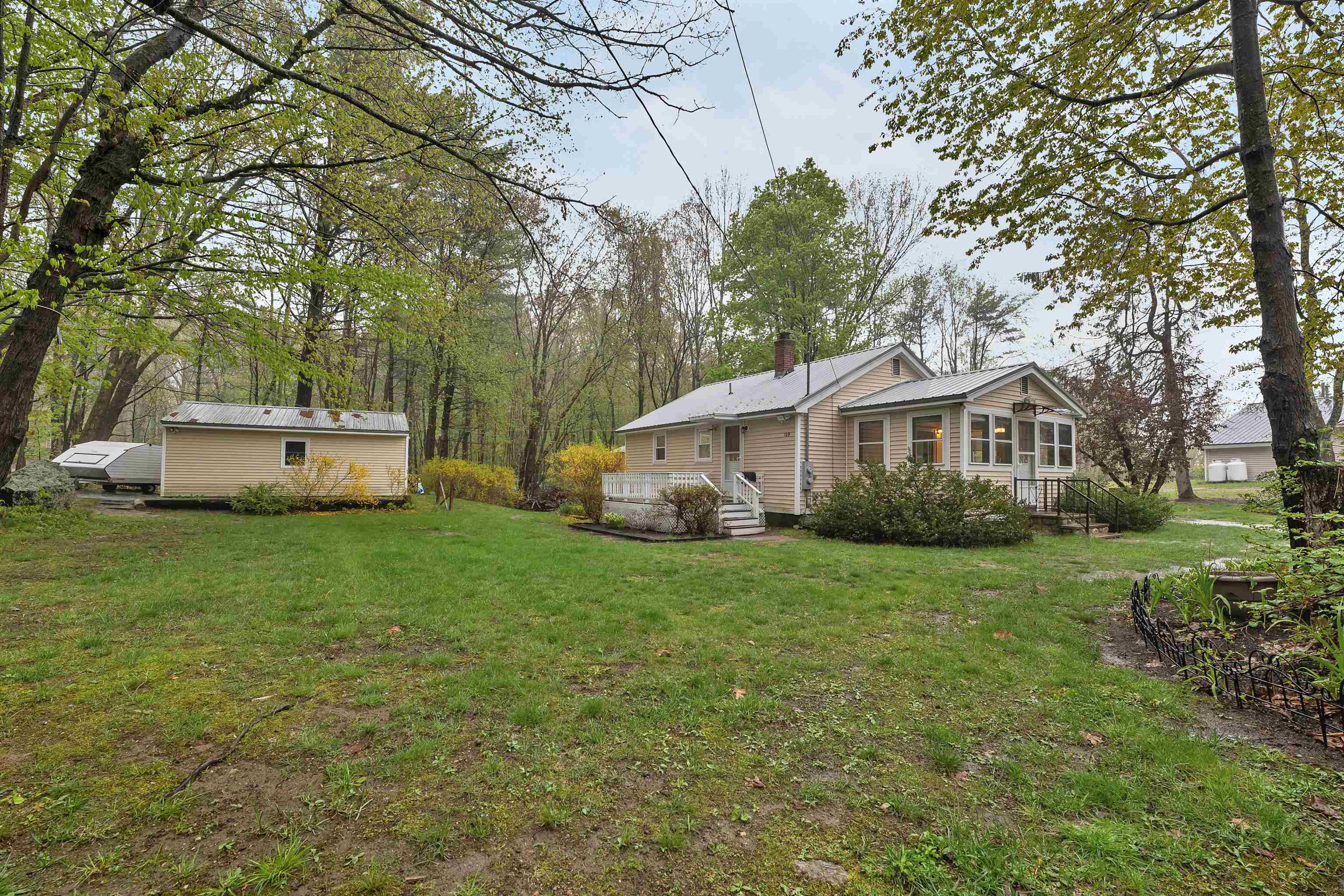 109 Barden Hill Rd, Hillsborough, NH 03244