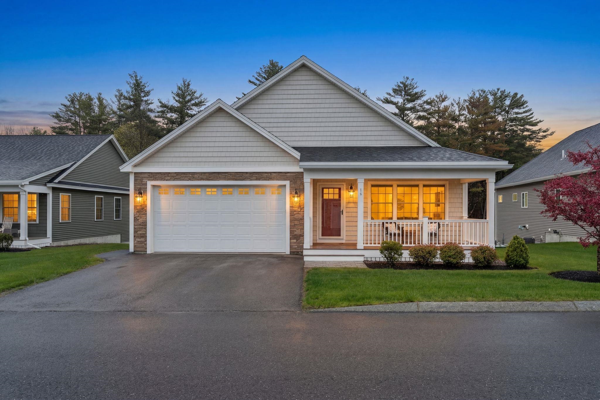 14 Mulberry Ln, Epping, NH 03042