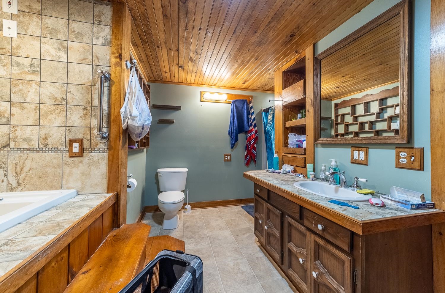 2099 Nh Route 140, Gilmanton, NH 03837