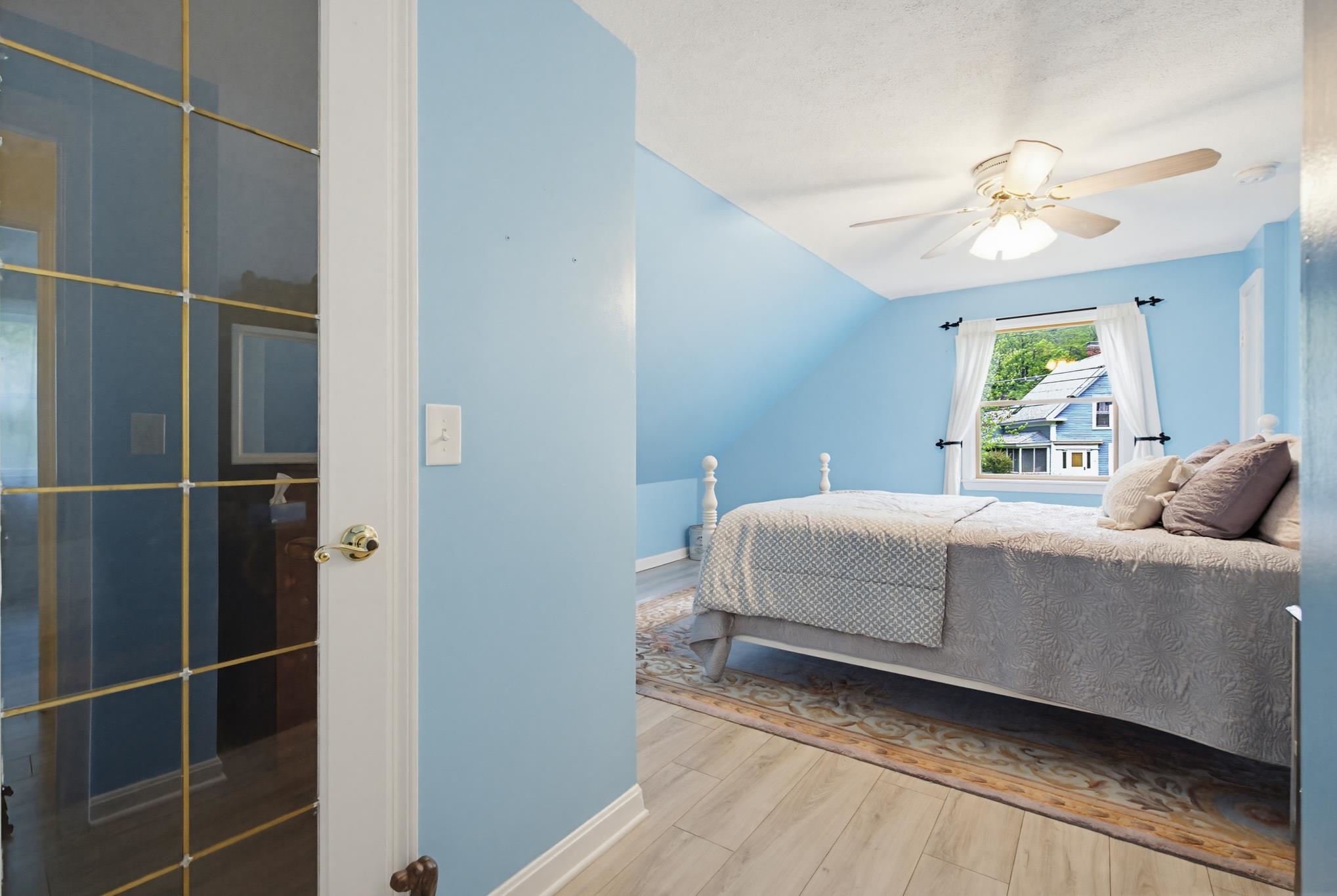 16 Depot St, New Boston, NH 03070