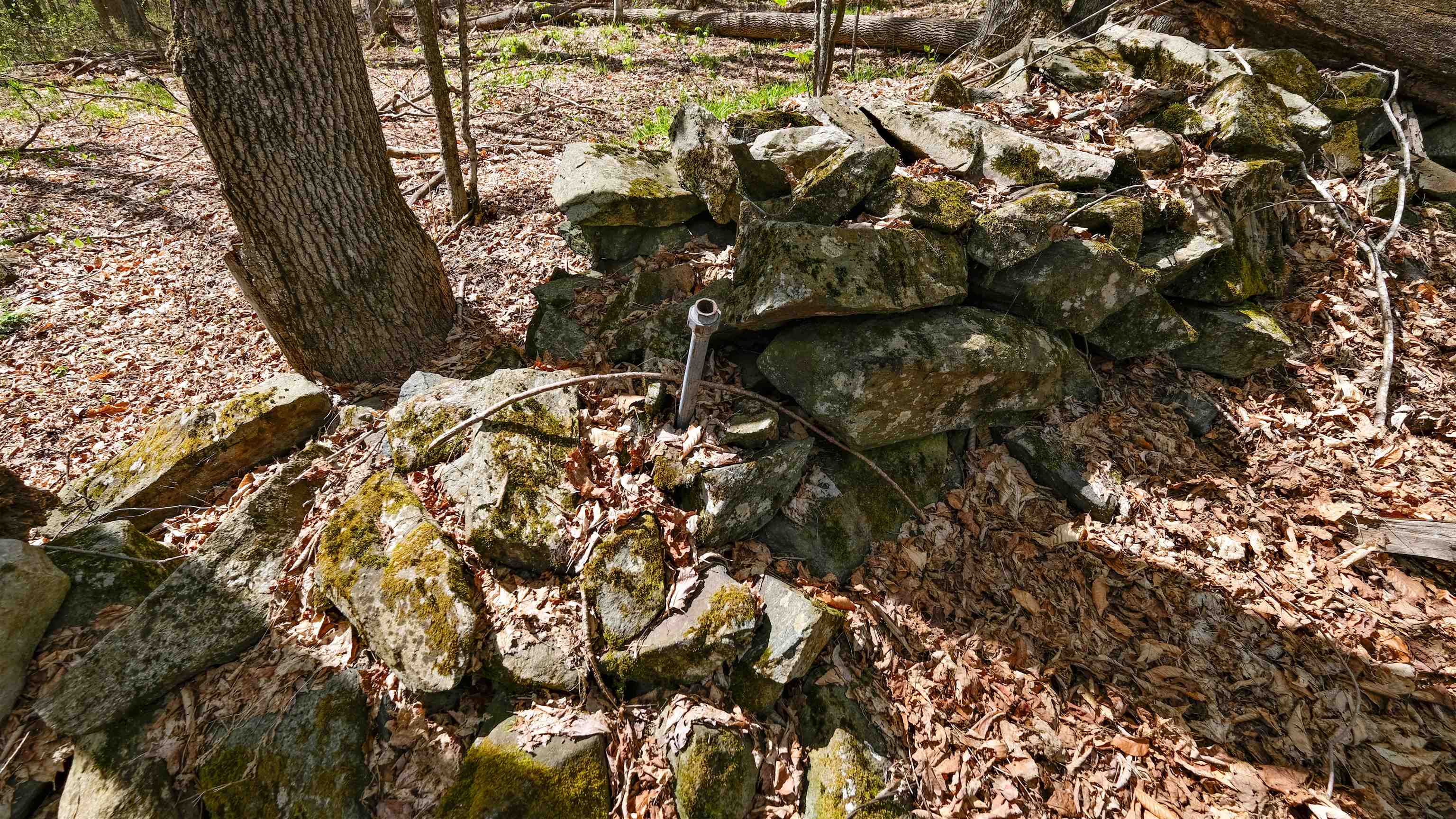 Upper boundry in wall