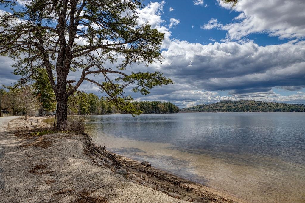 104 Bailey Rd, Effingham, NH 03882