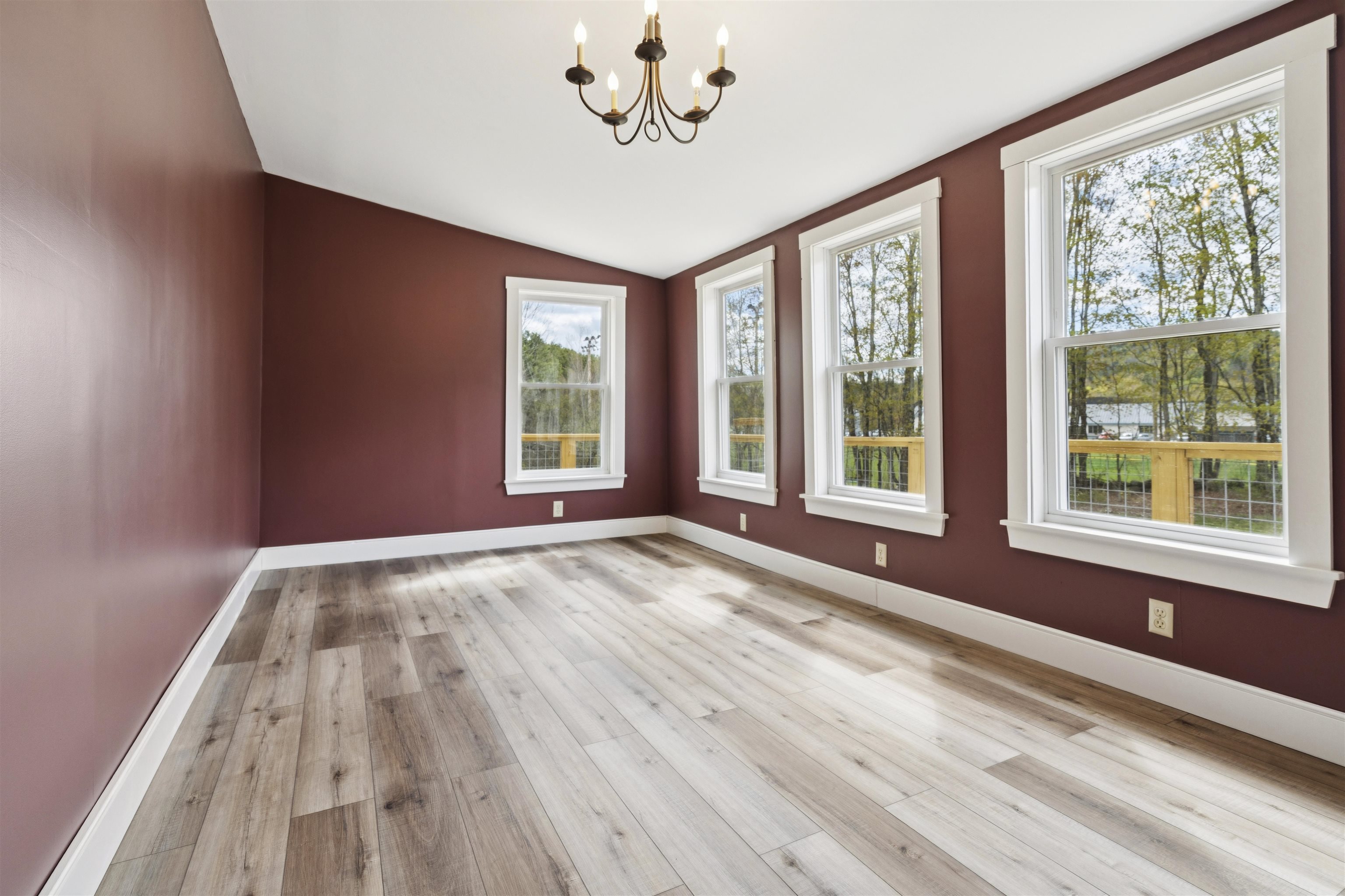 46 North Rd, Sunapee, NH 03782