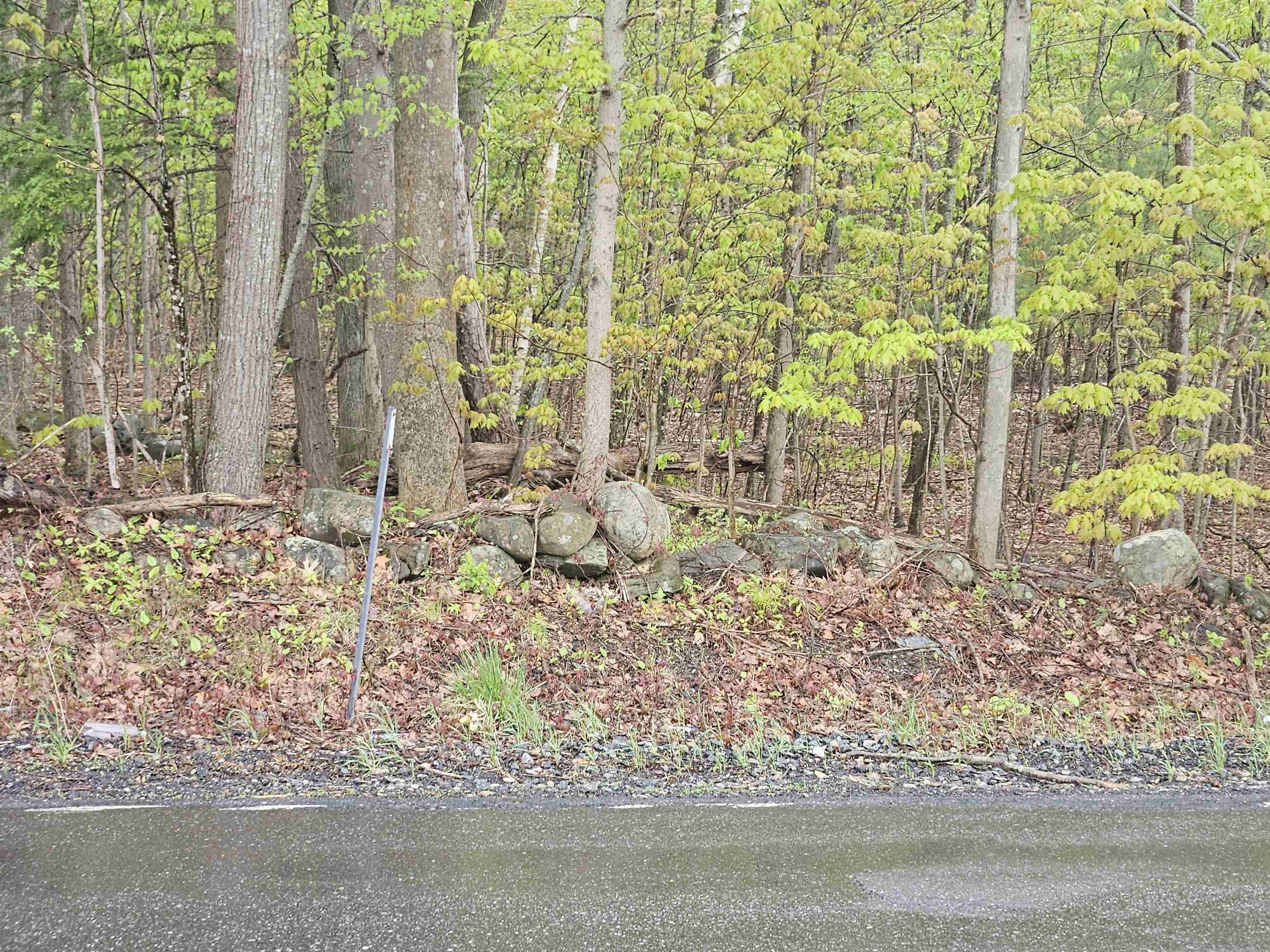 64 East Road Route, East Kingston, NH 03827