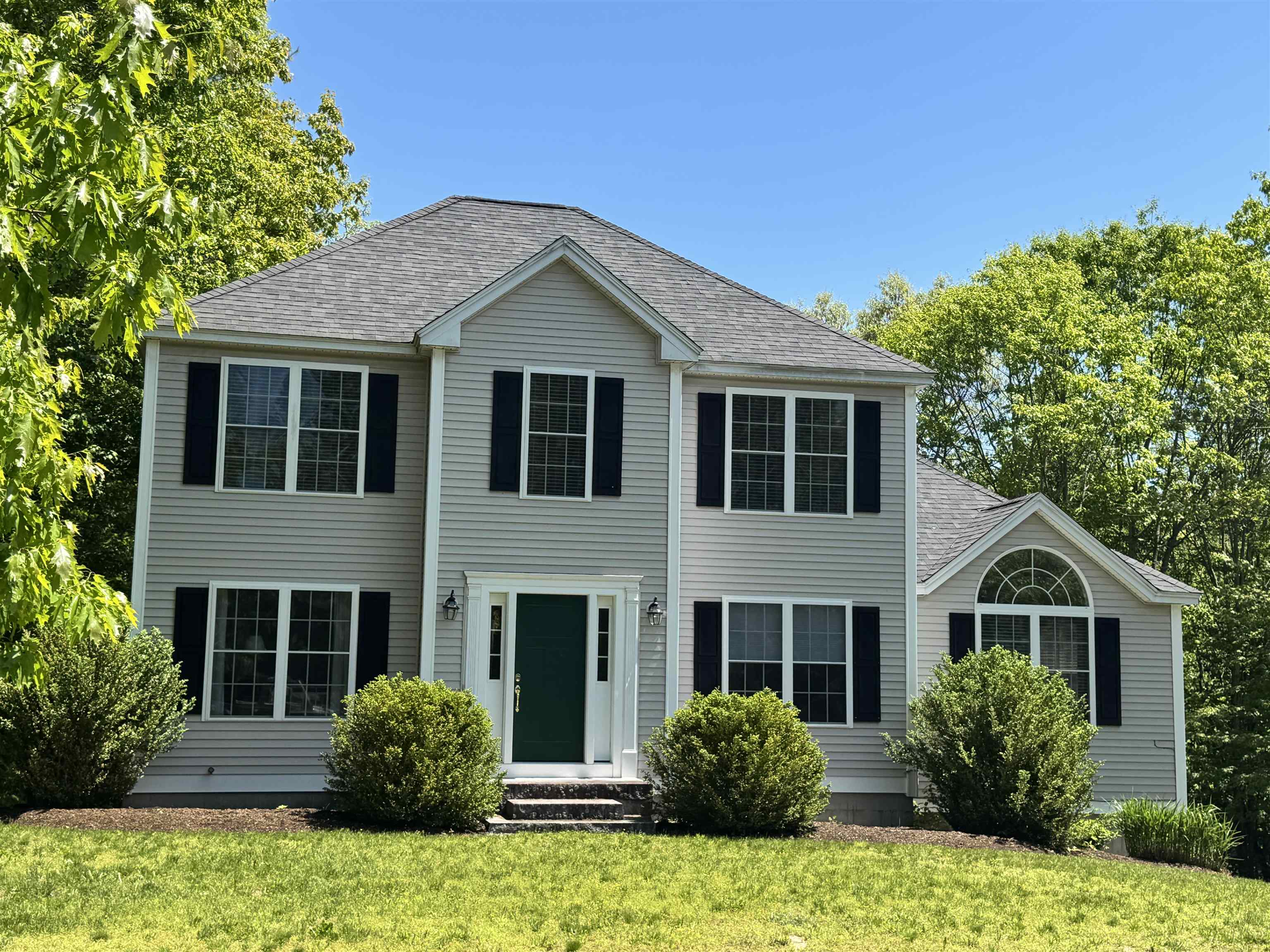Henniker NH&nbsp;Home for sale $585,000 $242 per sq.ft.