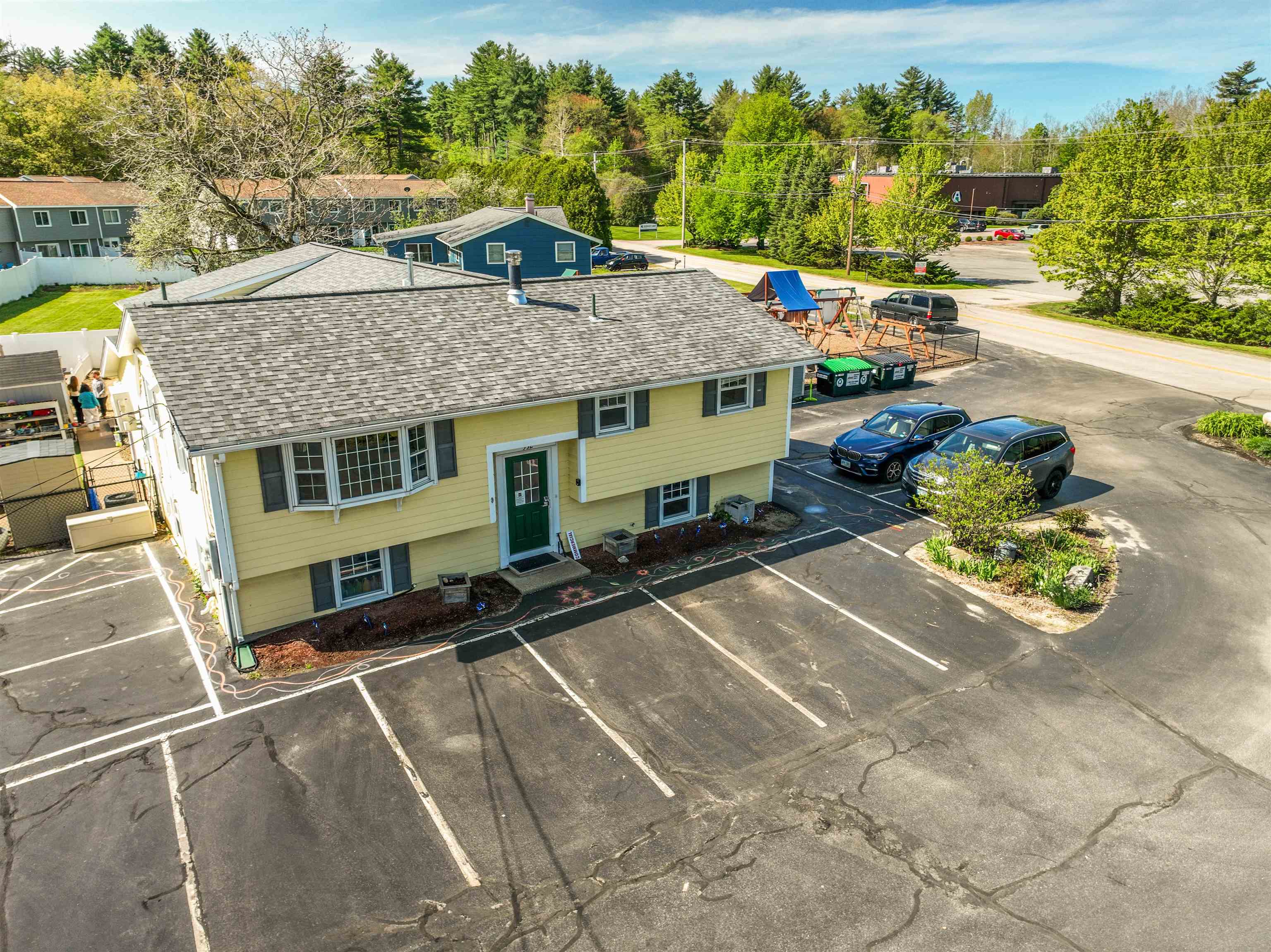 352 Elm St, Milford, NH 03055