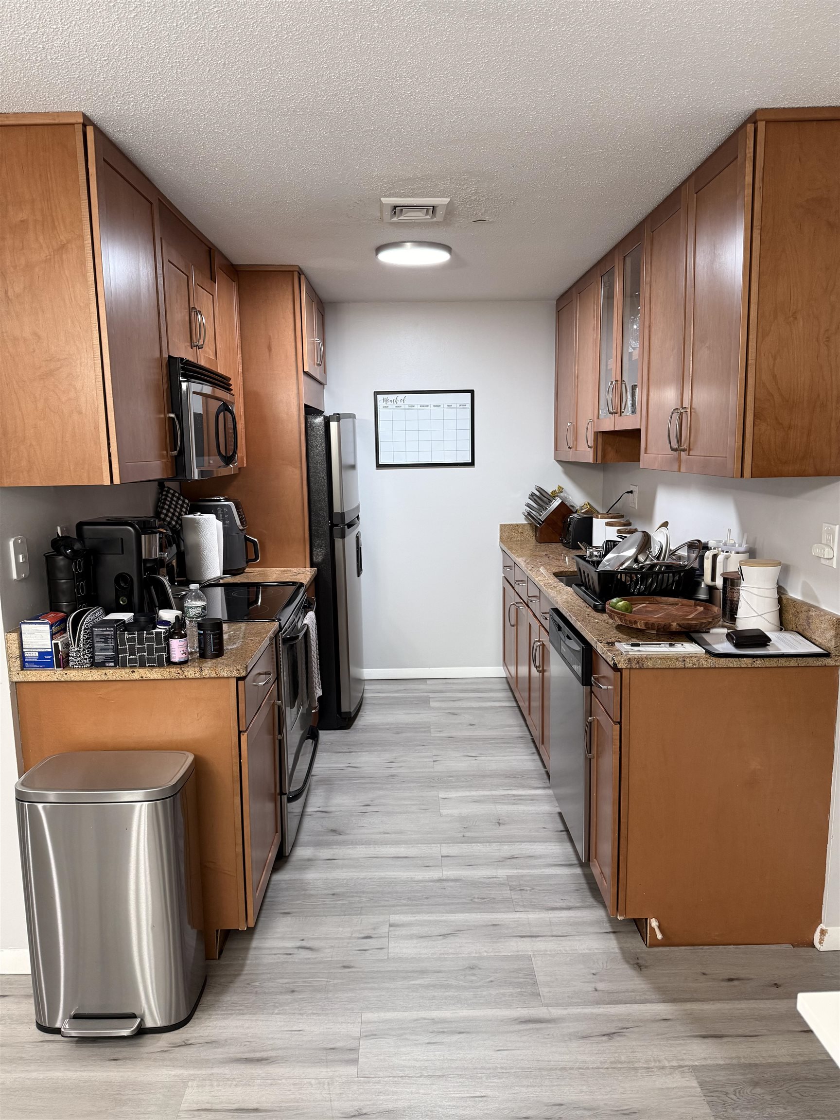 11 Blackstone Dr, Nashua, NH 03063