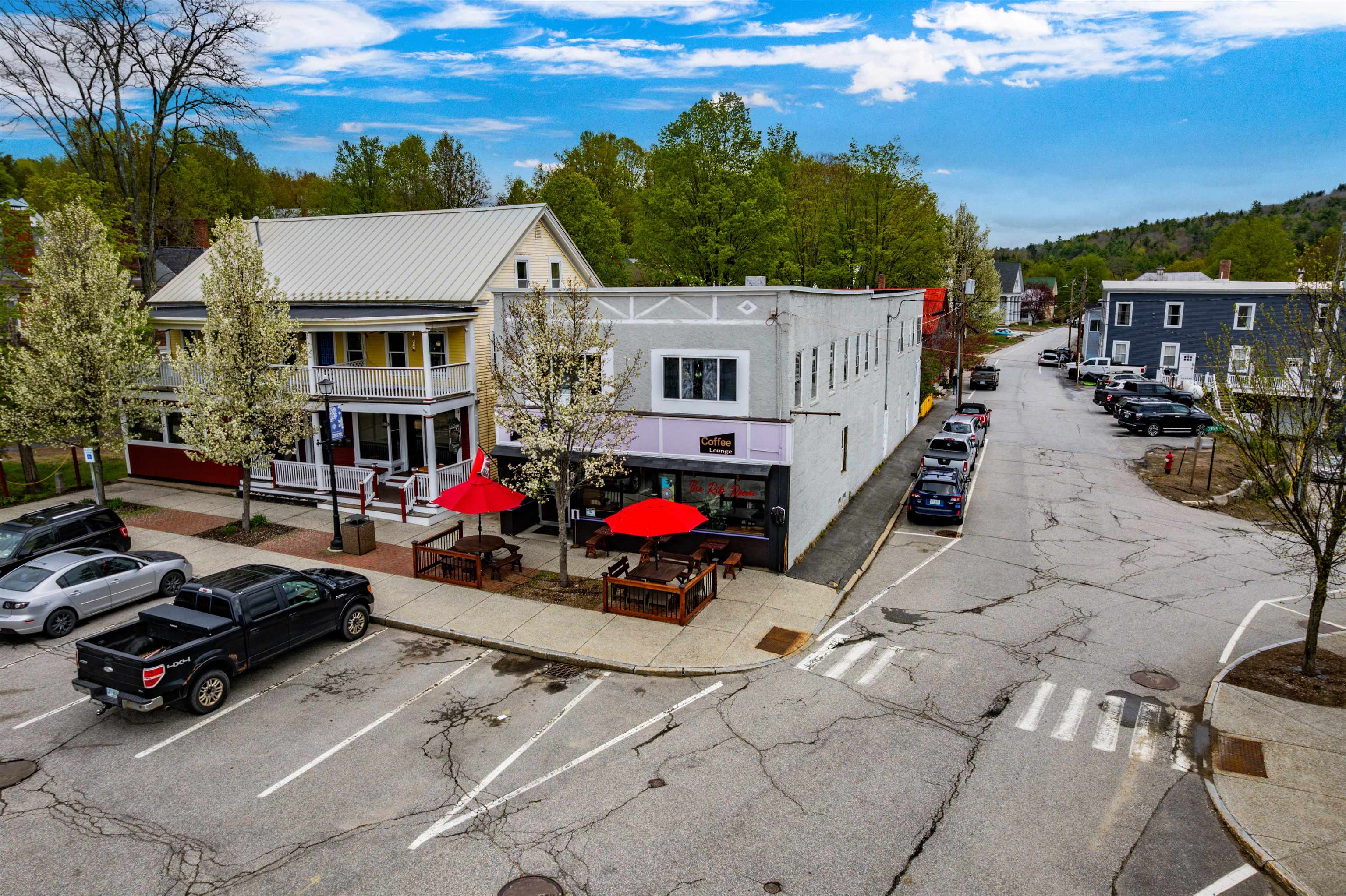 28 Central St, Bristol, NH 03222