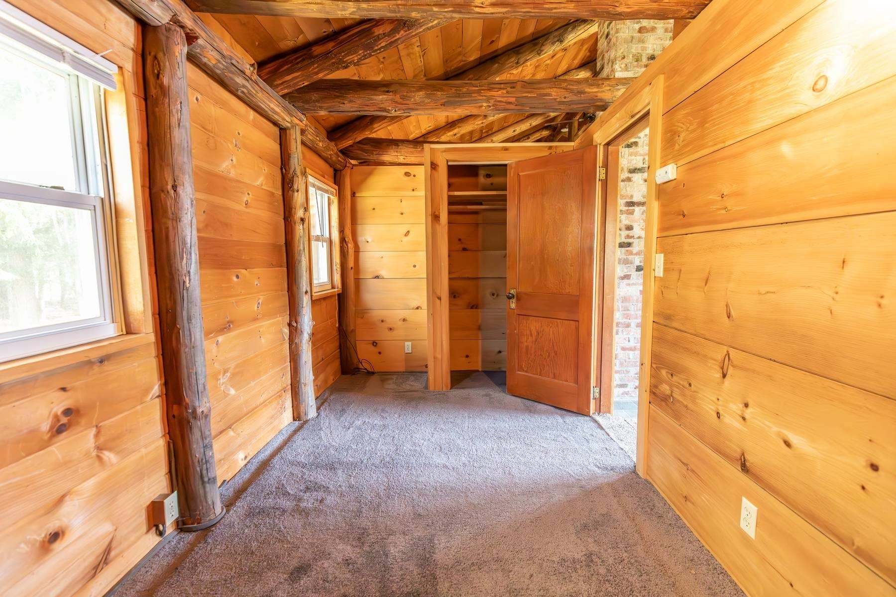 26 Stone Pond Rd, Marlow, NH 03456