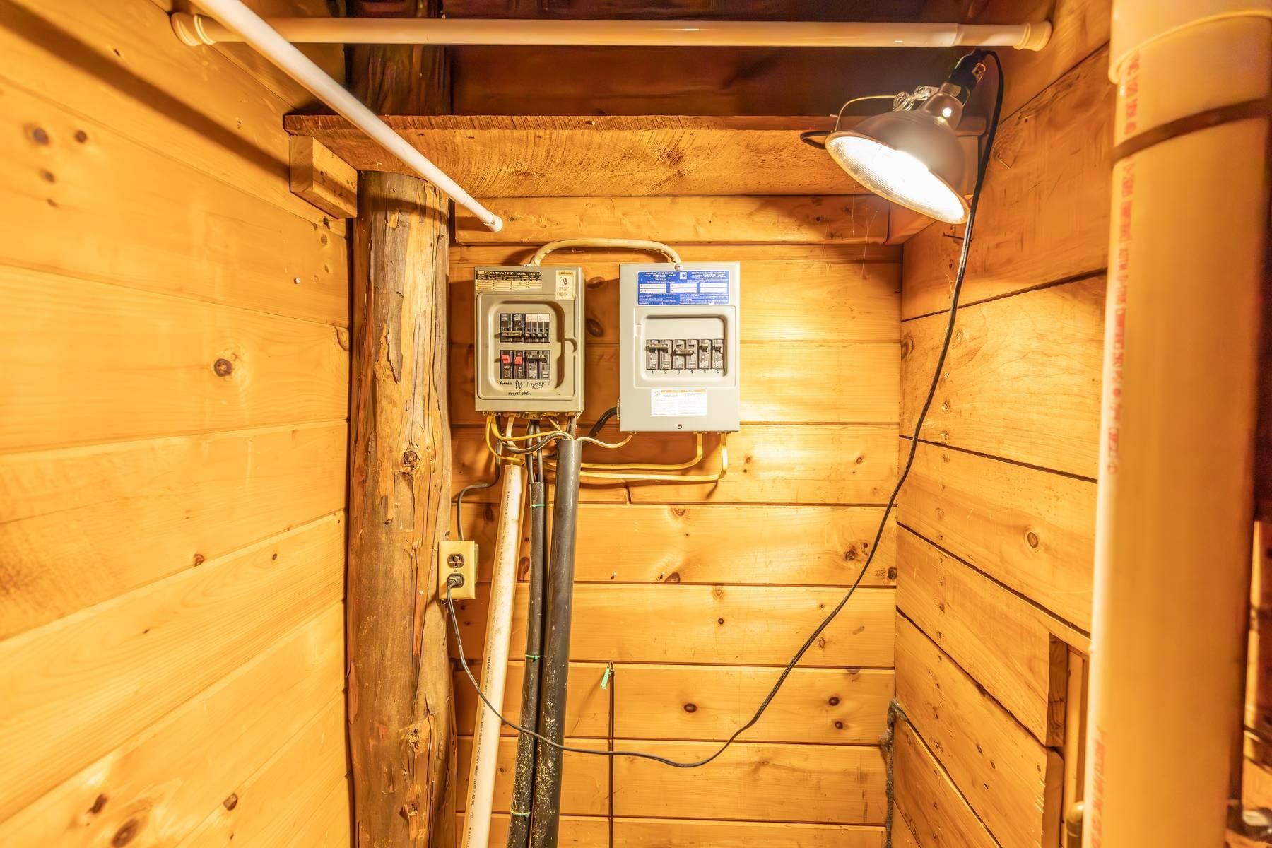 26 Stone Pond Rd, Marlow, NH 03456