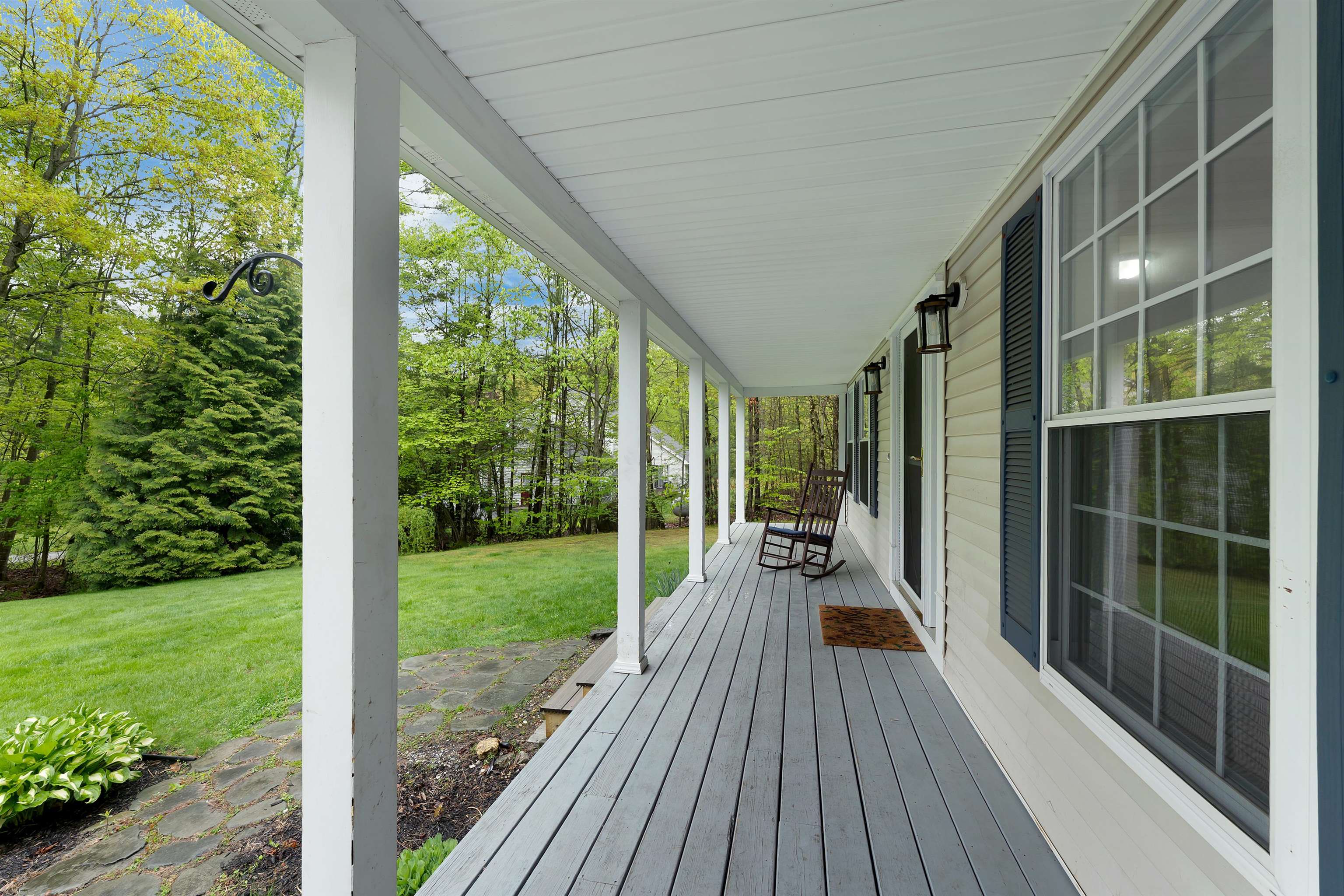 441 Ponemah Rd, Milford, NH 03055