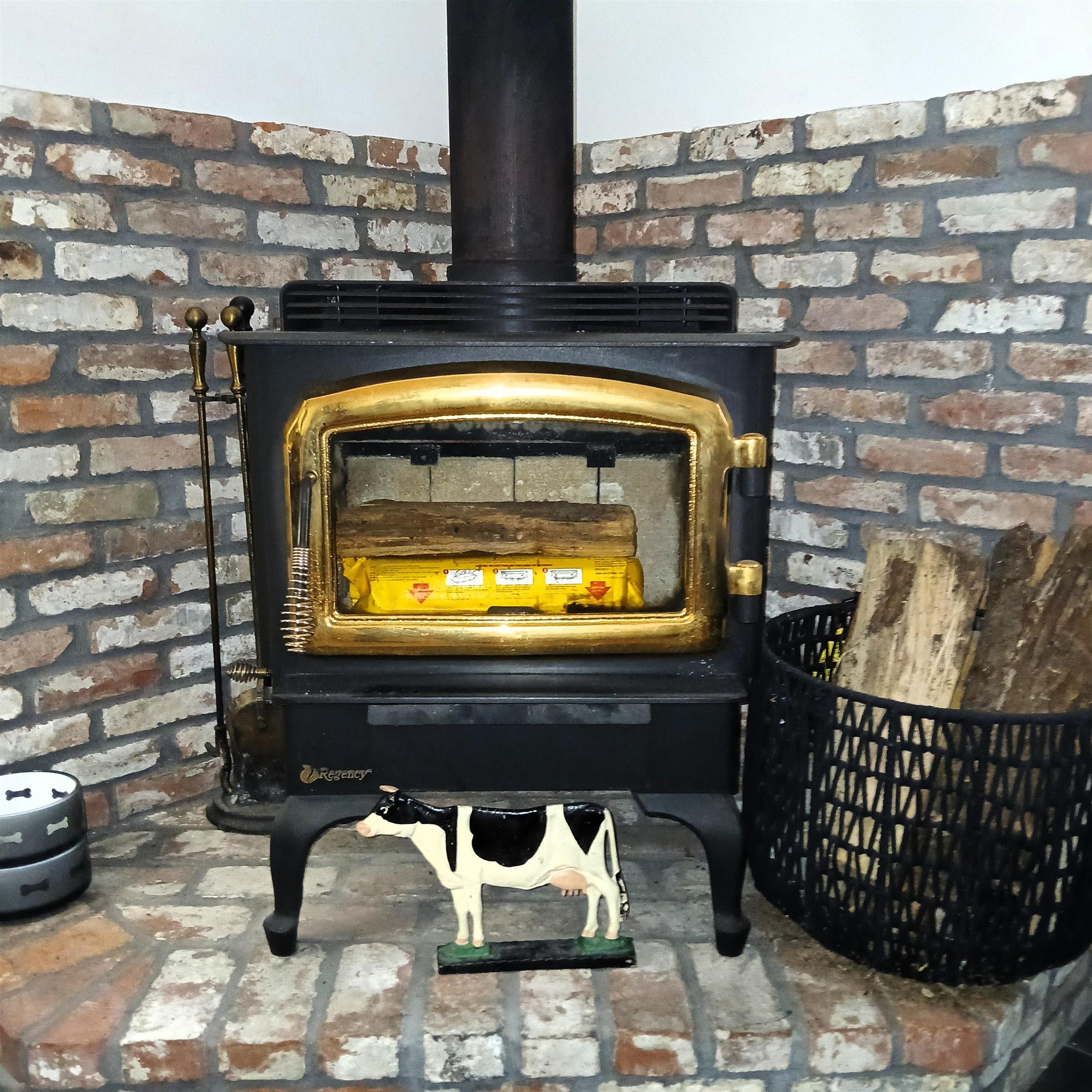 WoodStove 25285475