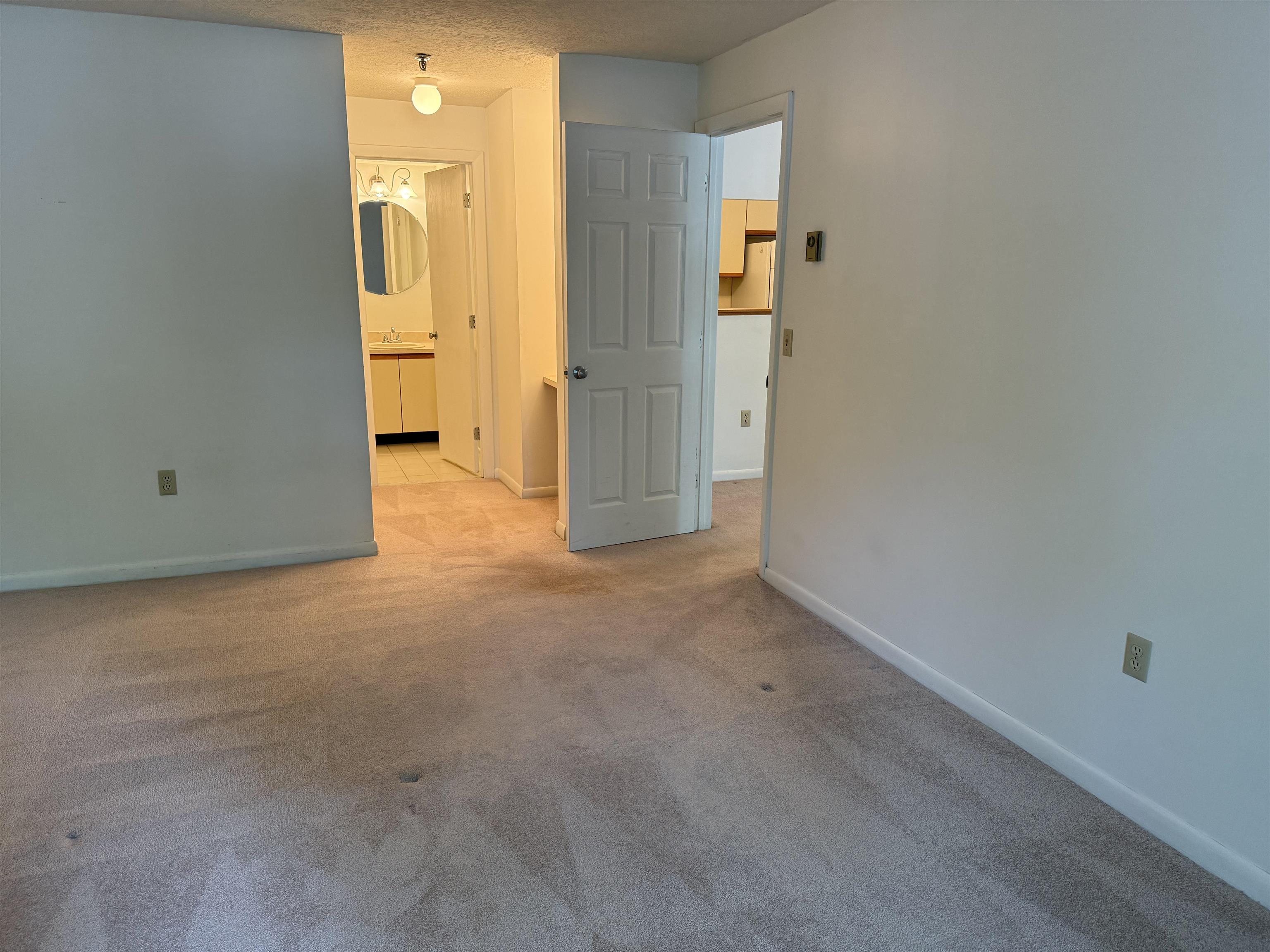 Photo 12 of 23