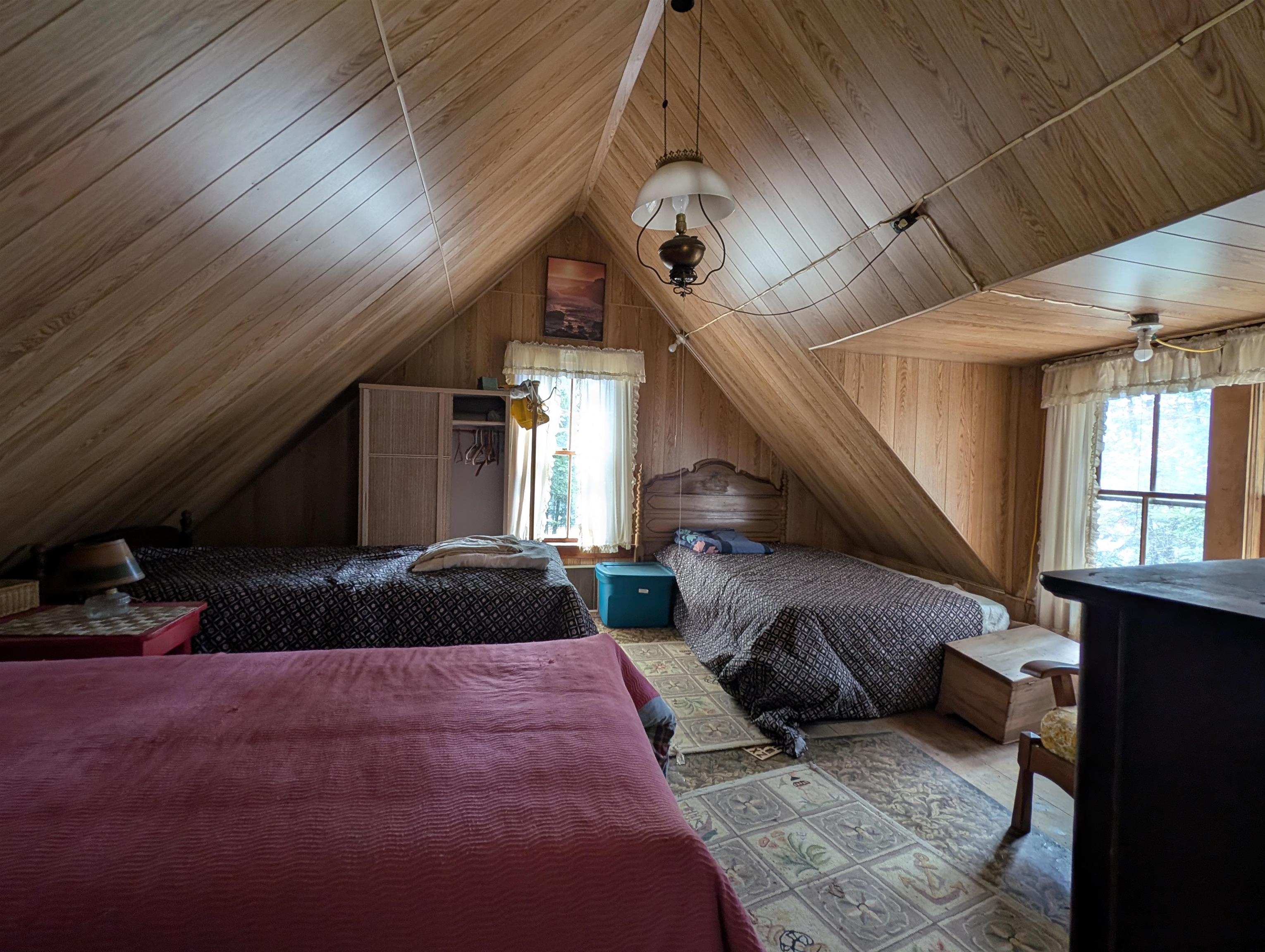 425 Partridge Lake Rd, Littleton, NH 03561