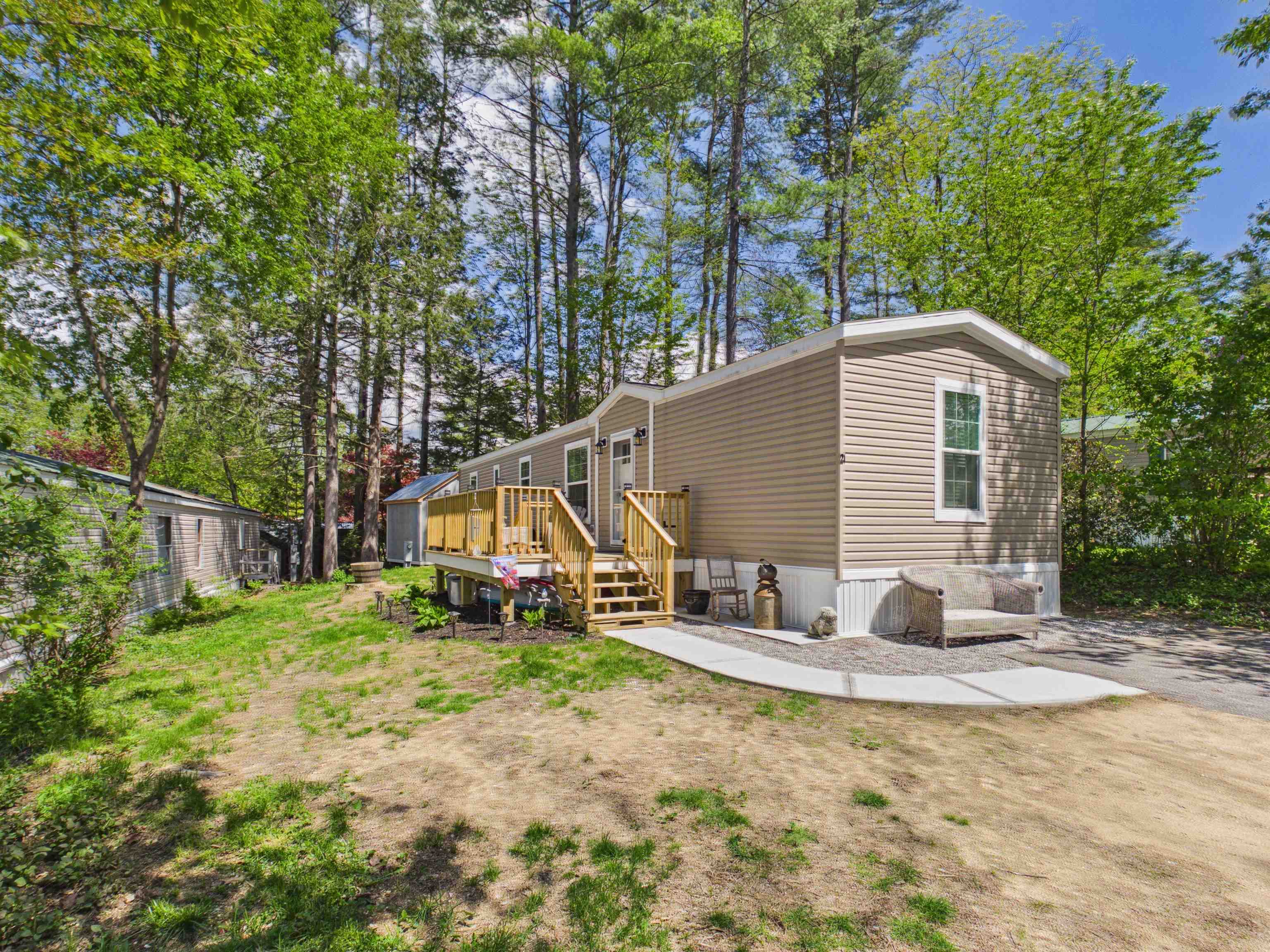 21 Blue Jay Ct, Keene, NH 03431