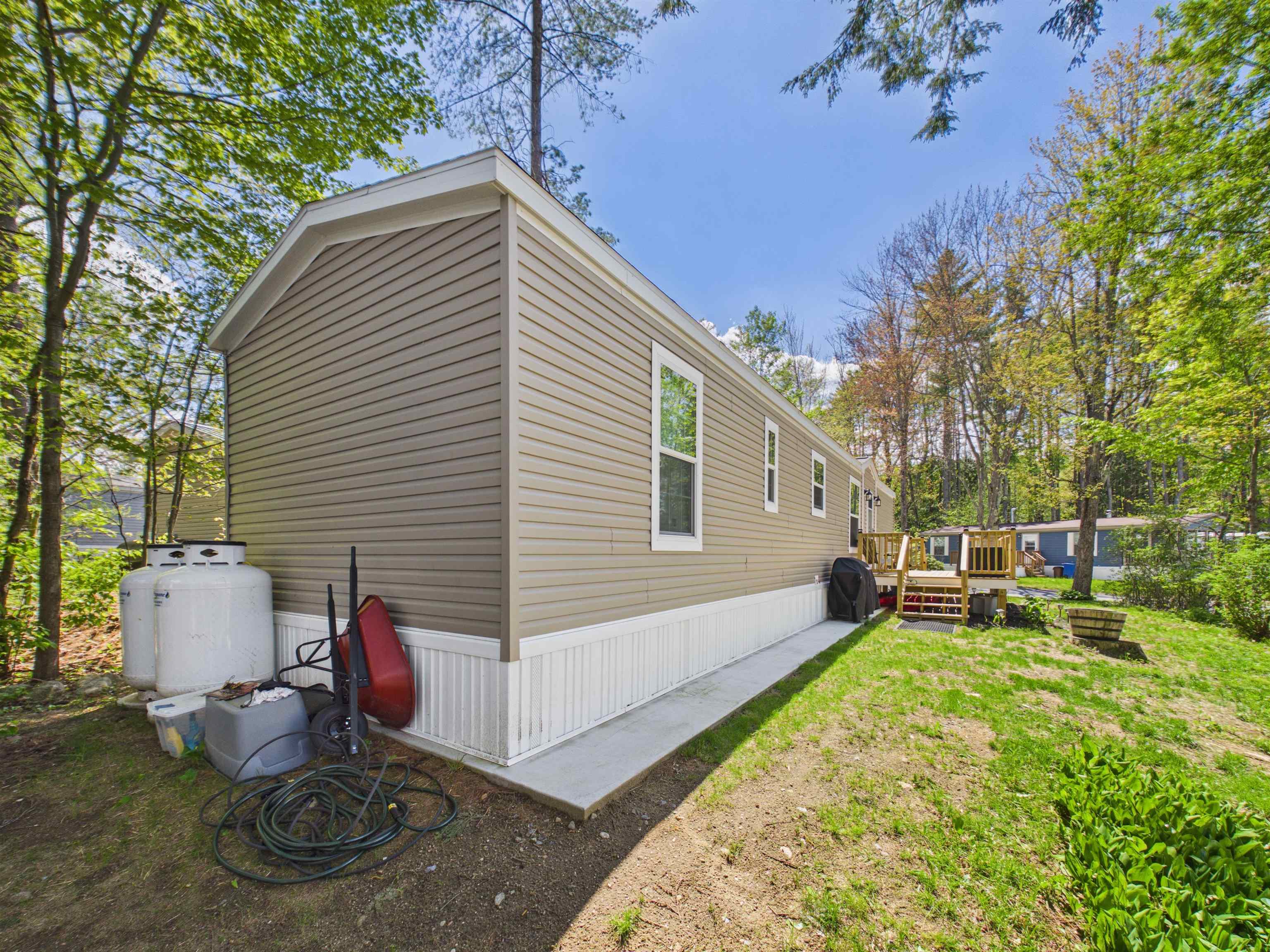 21 Blue Jay Ct, Keene, NH 03431