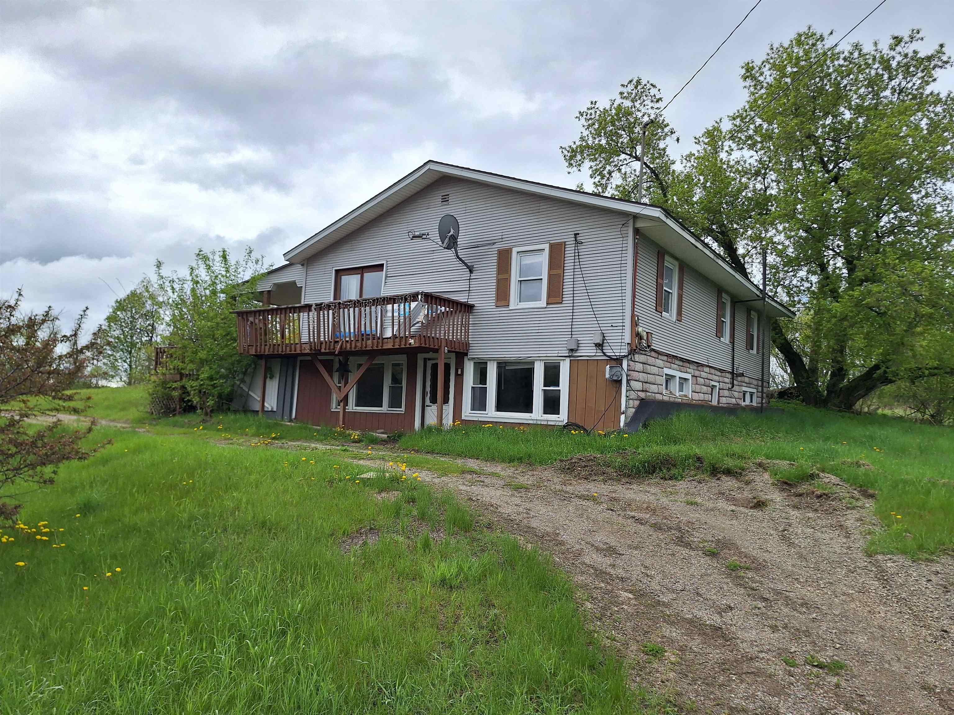 159 Route 105