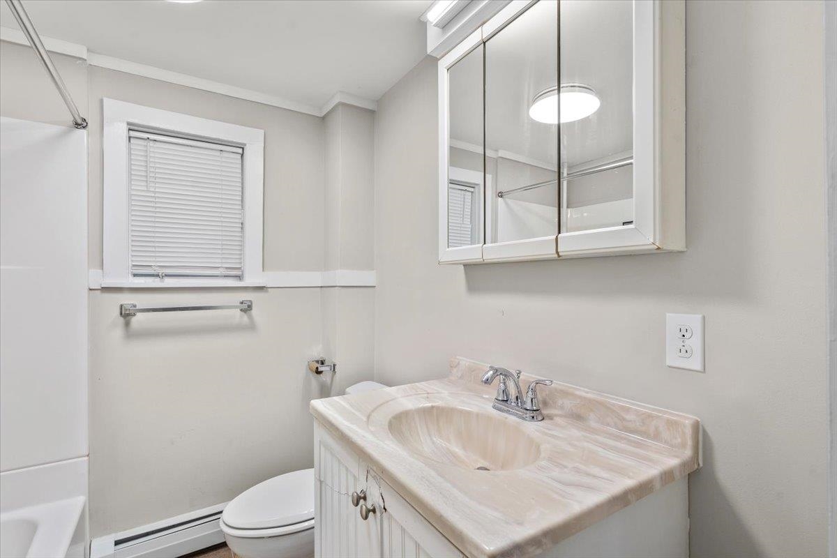 Downstairs Unit - Virtually Removed Personal Items
