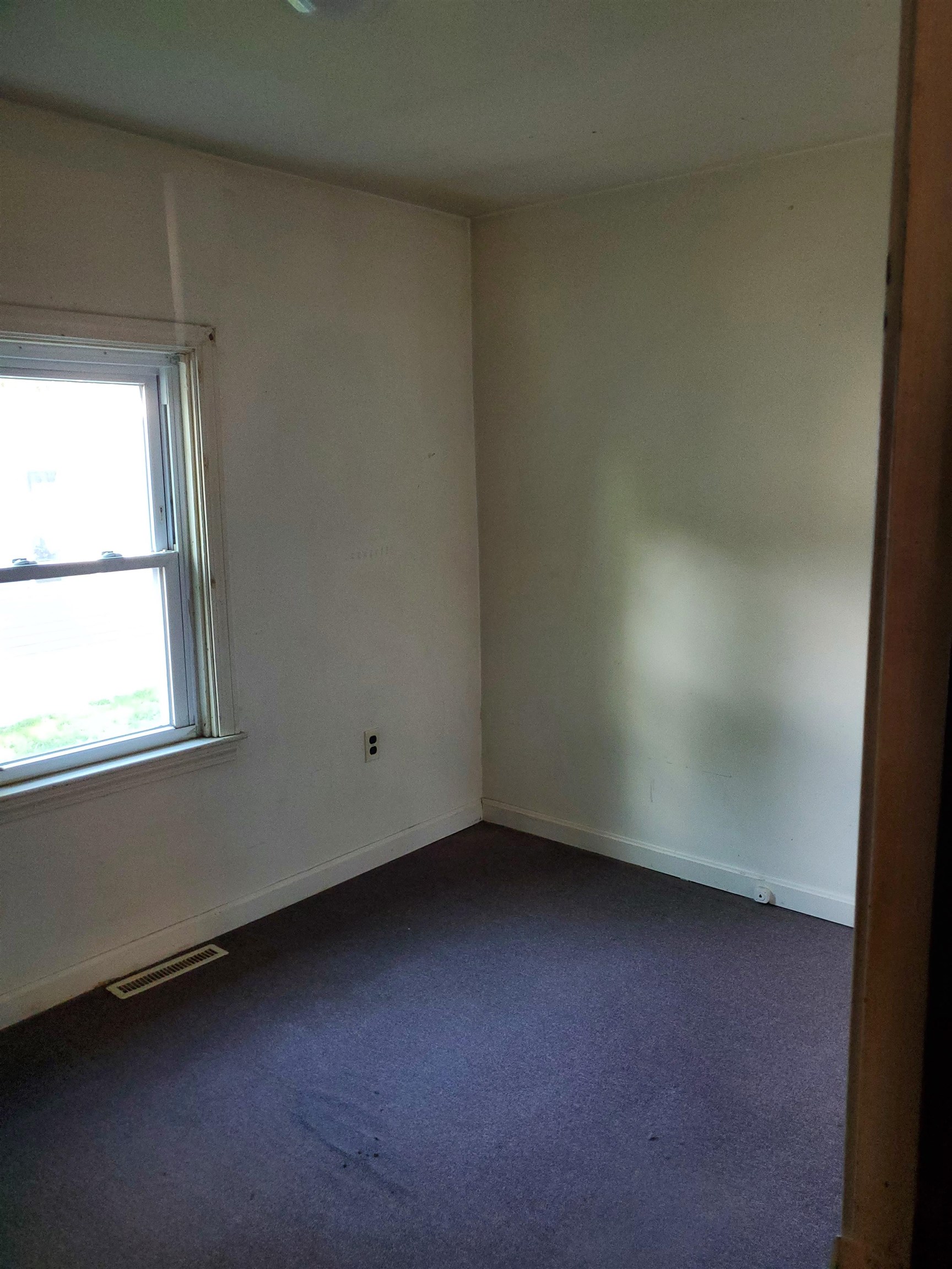 10 Ash St, Hampton, NH 03842