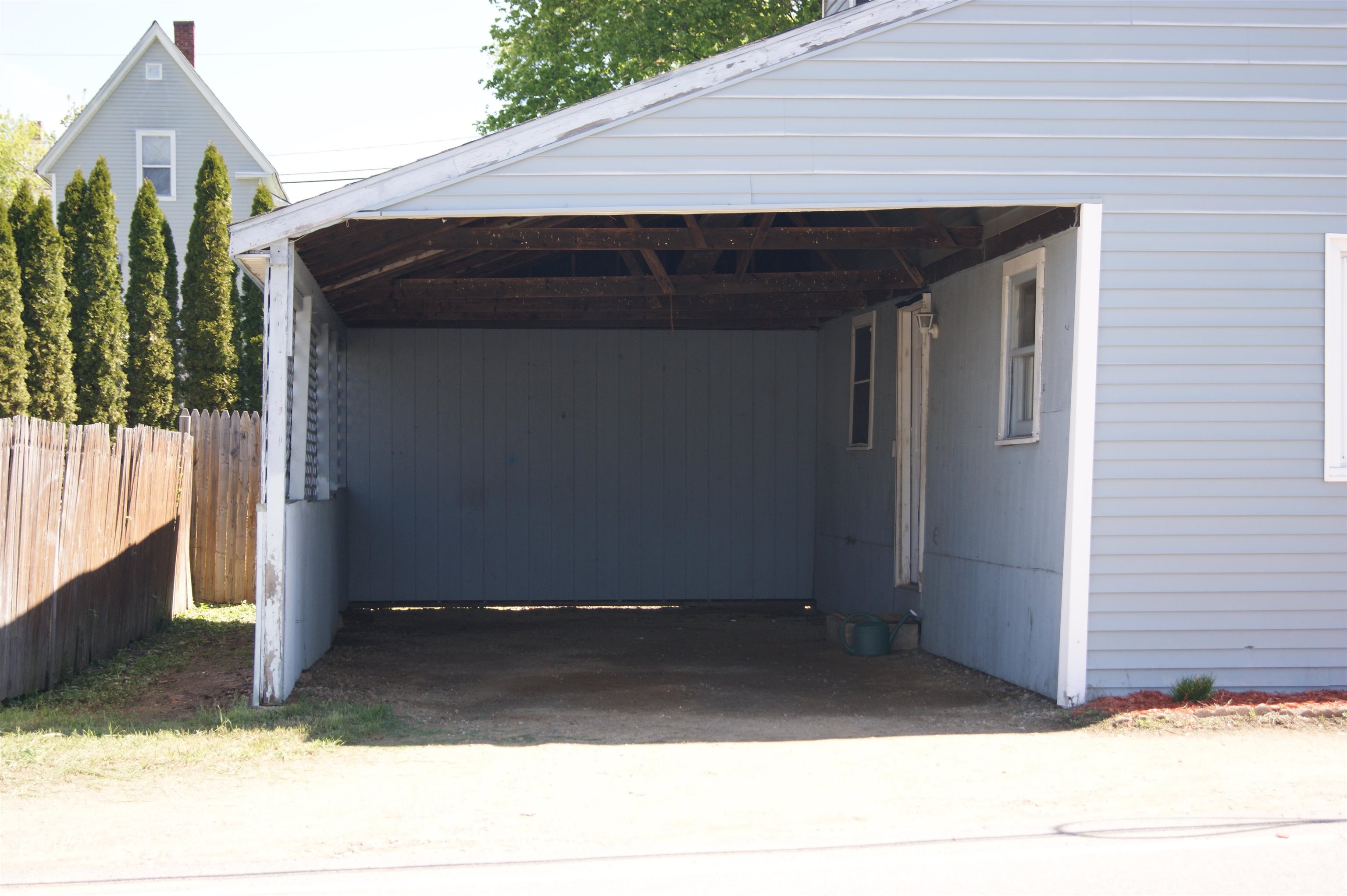 28 Catamount Rd, Pittsfield, NH 03263