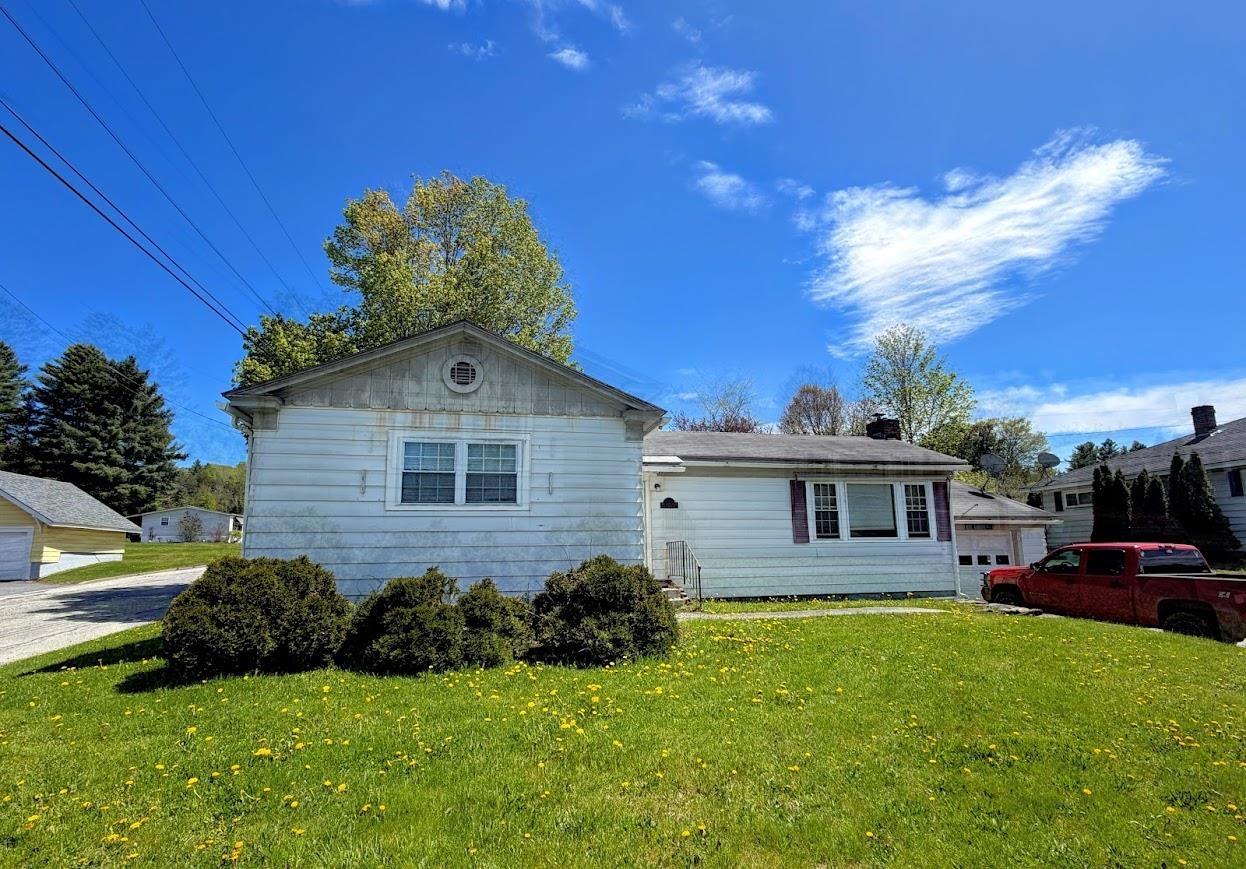 Barre City VT&nbsp;Home for sale $230,000 $237 per sq.ft.