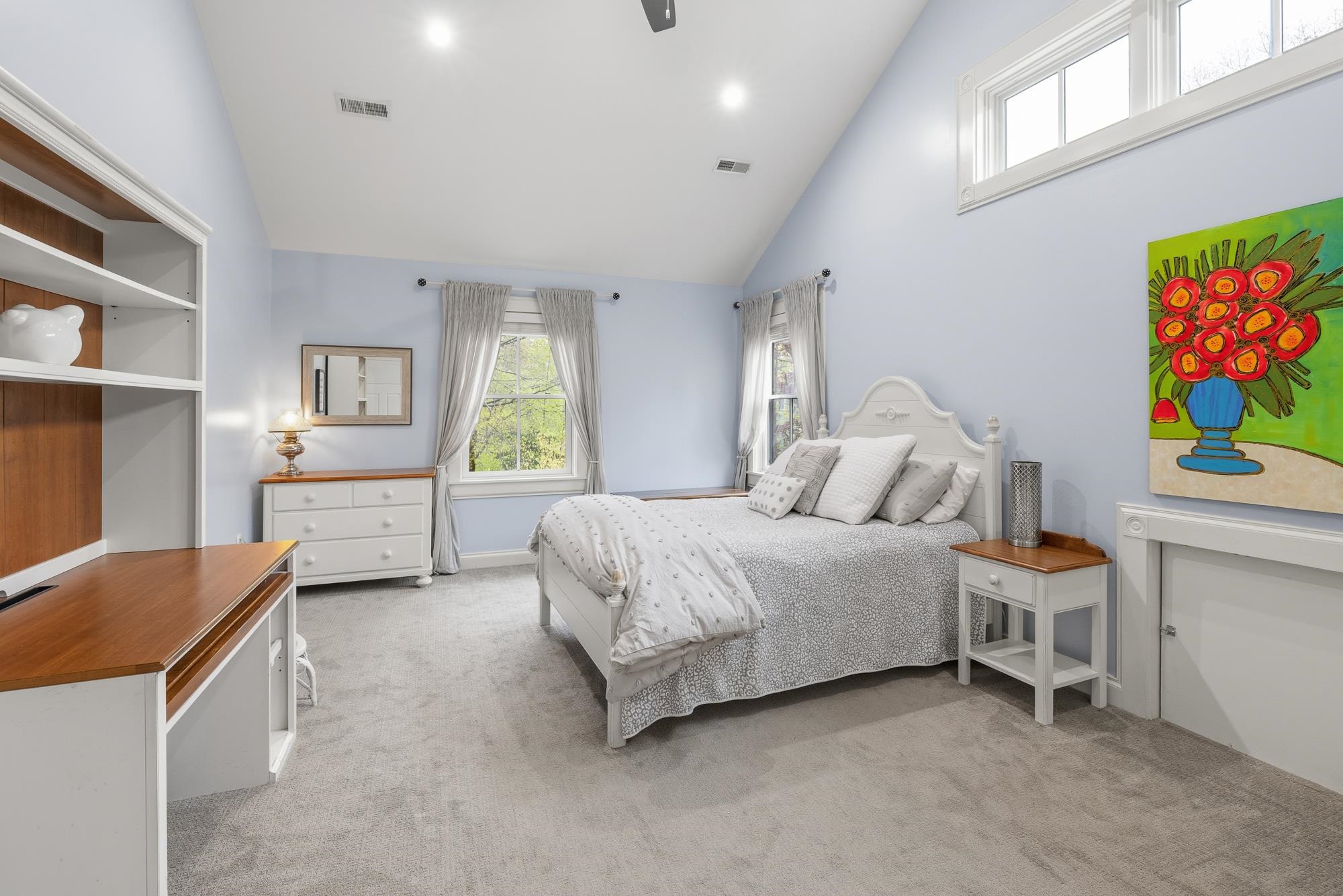38 Maple St, Hanover, NH 03755