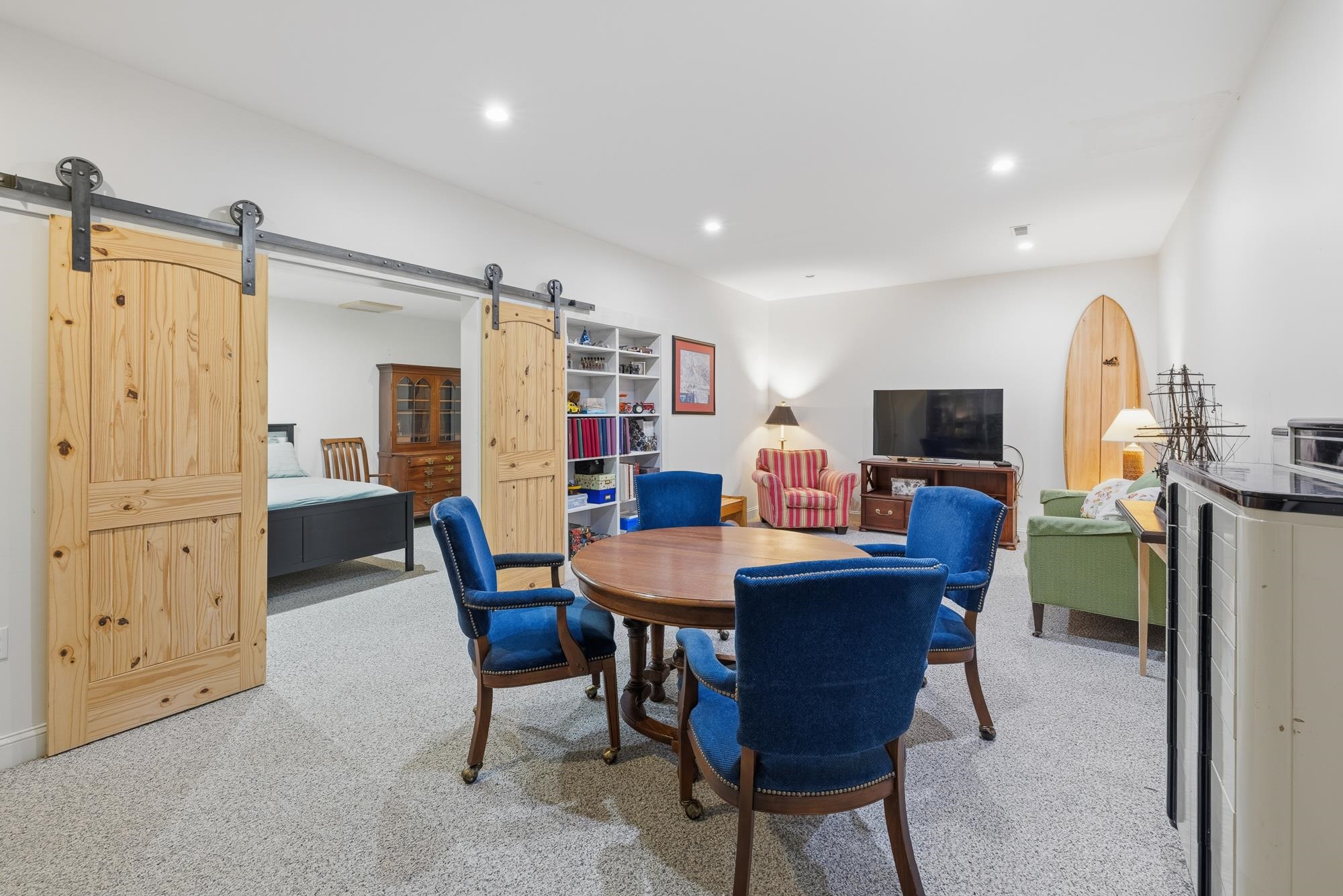 38 Maple St, Hanover, NH 03755