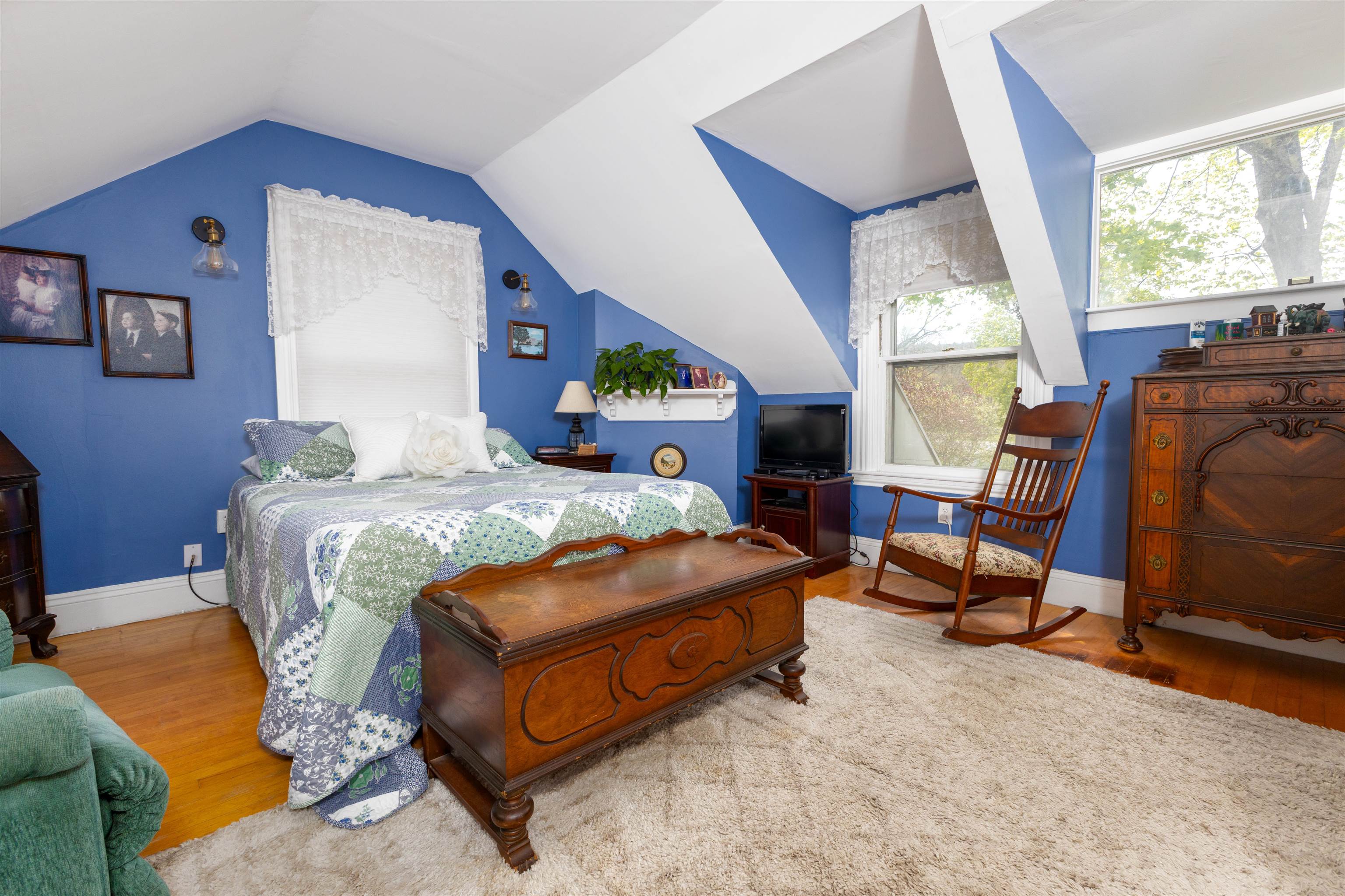 Second floor bedroom 2 of 2 25198563
