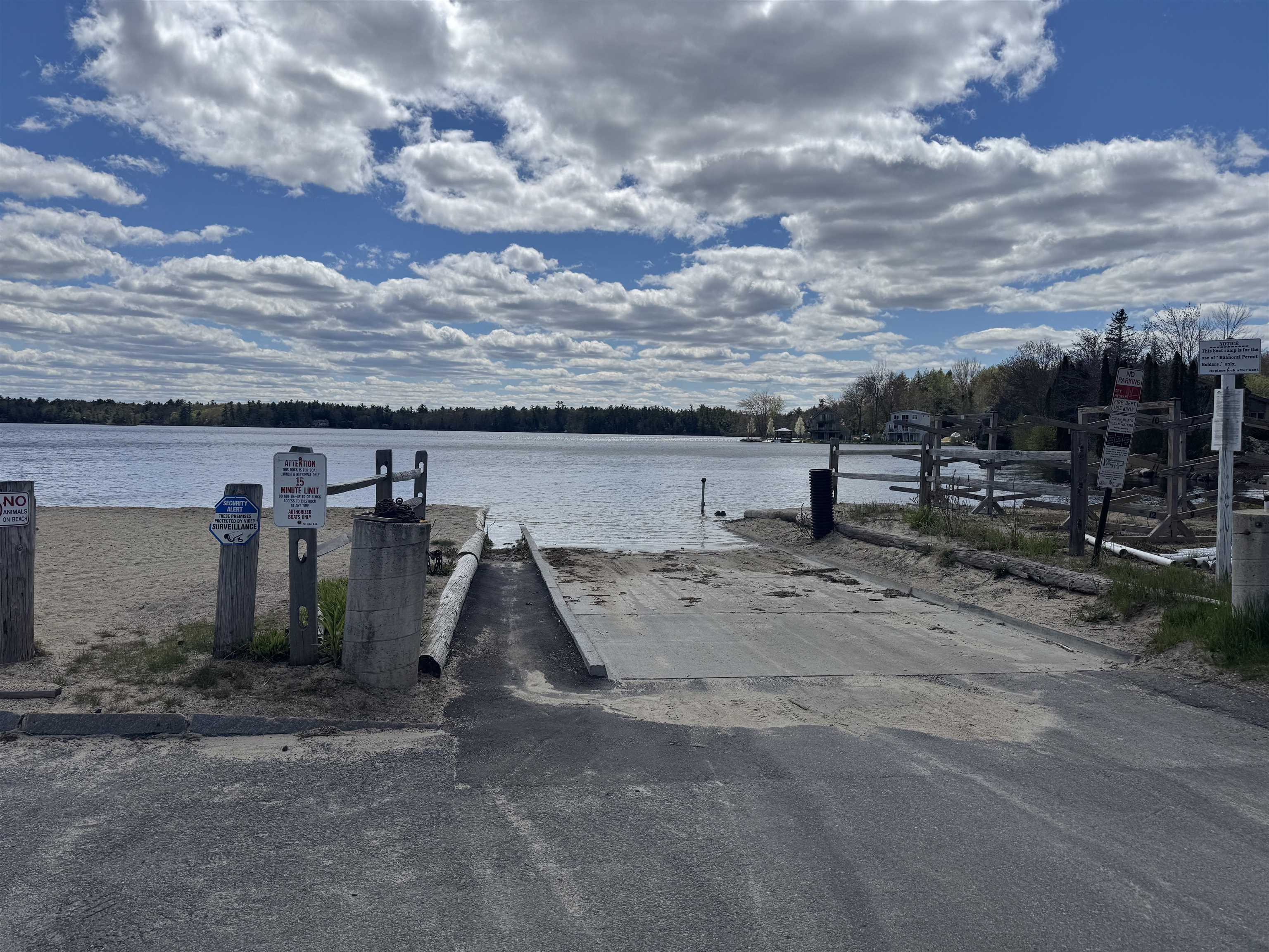 76 Sunrise Dr, Moultonborough, NH 03254