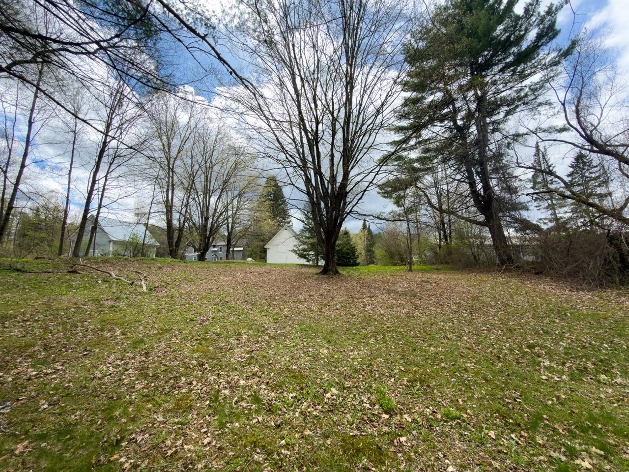 131 Grove St, Littleton, NH 03561